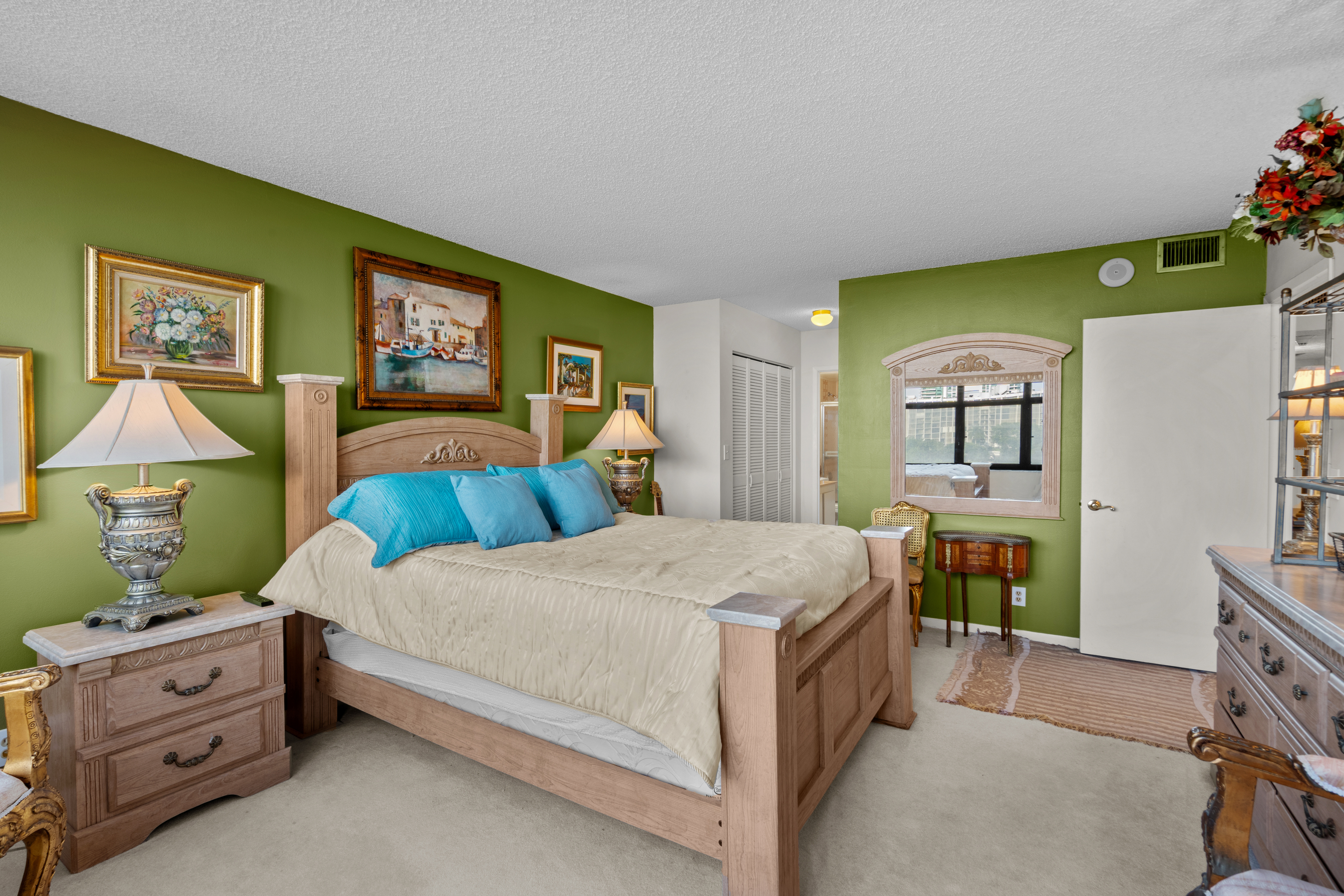  2500 Parkview Dr, Hallandale Beach, FL, 33009 - 物件實景