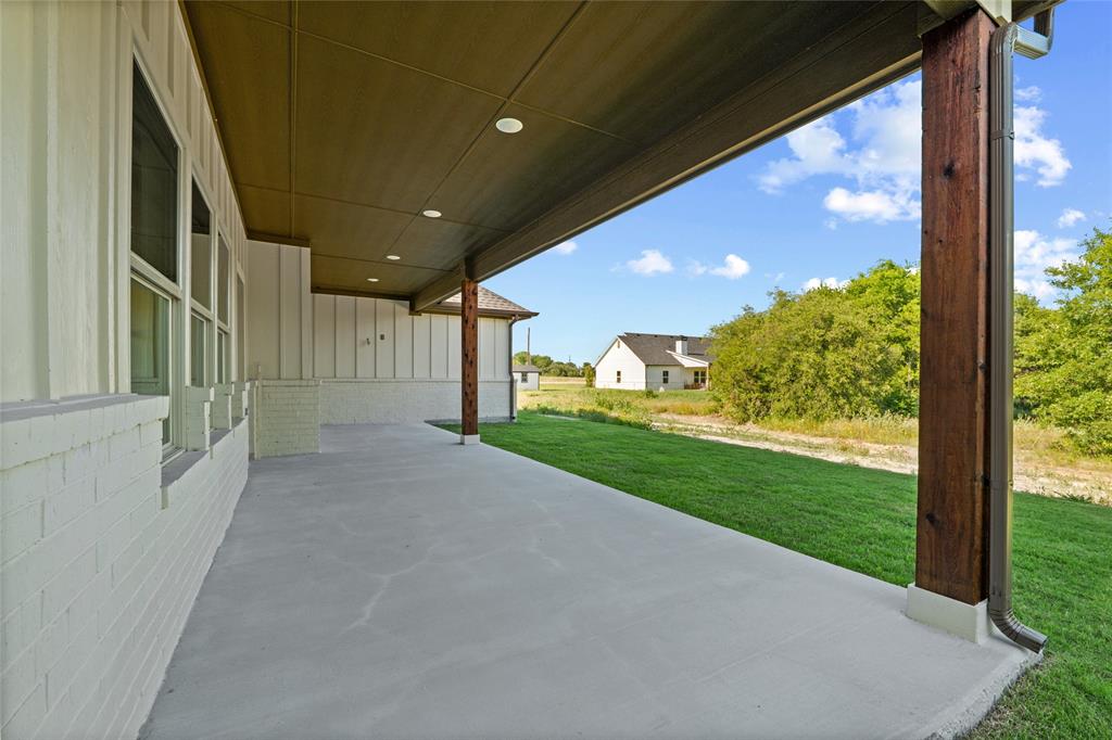 Weatherford, Texas, 76087, United States, 4 Bedrooms Bedrooms, ,3 BathroomsBathrooms,Residential,For Sale,1888737