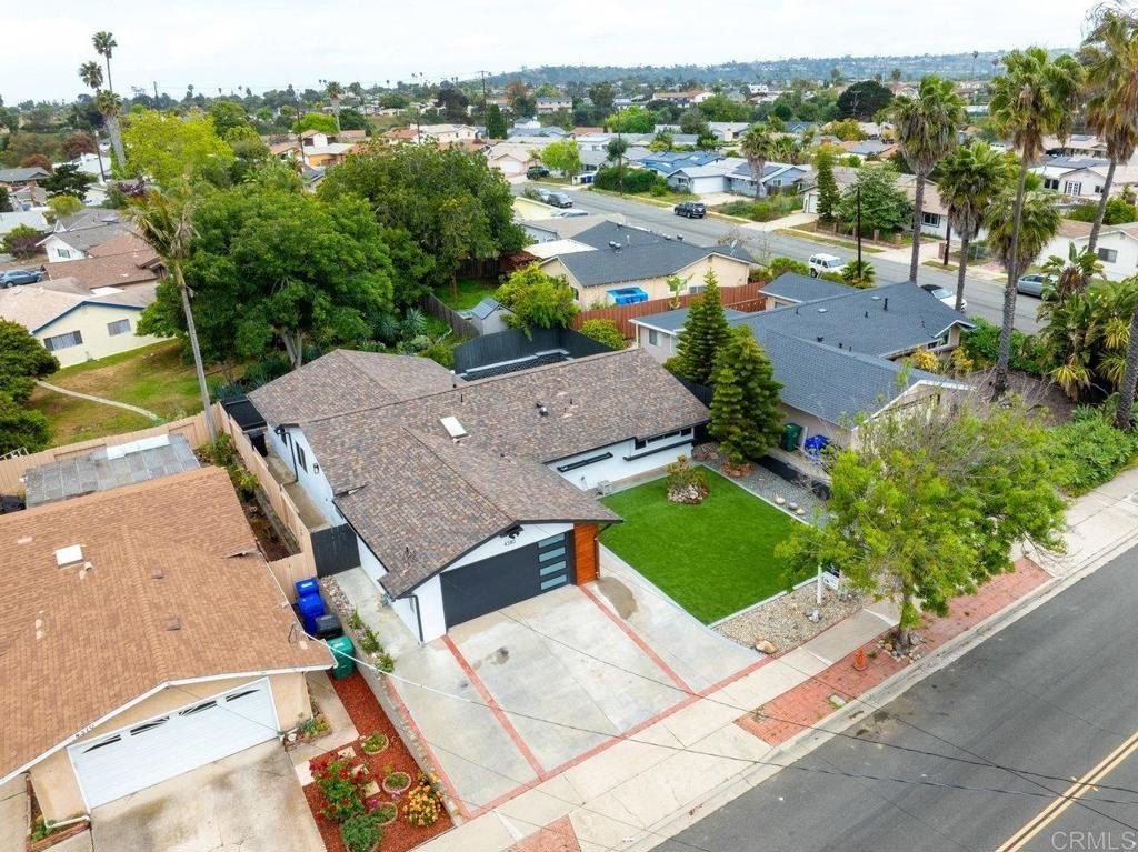 San Diego, California, 92117, United States, 3 Bedrooms Bedrooms, ,2 BathroomsBathrooms,Residential,For Sale,1793737
