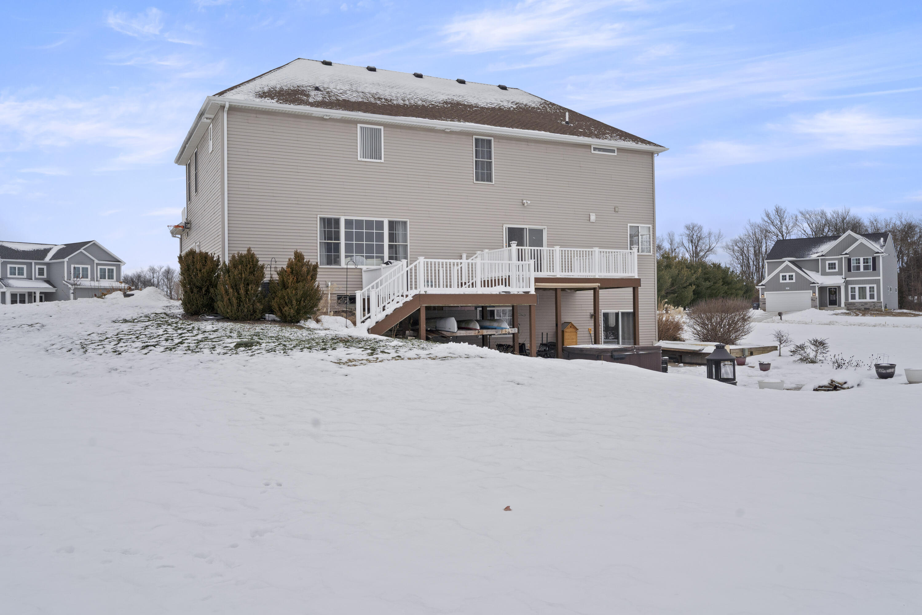 Berrien Springs, Michigan, 49103, United States, 6 Bedrooms Bedrooms, ,4 BathroomsBathrooms,Residential,For Sale,2005382