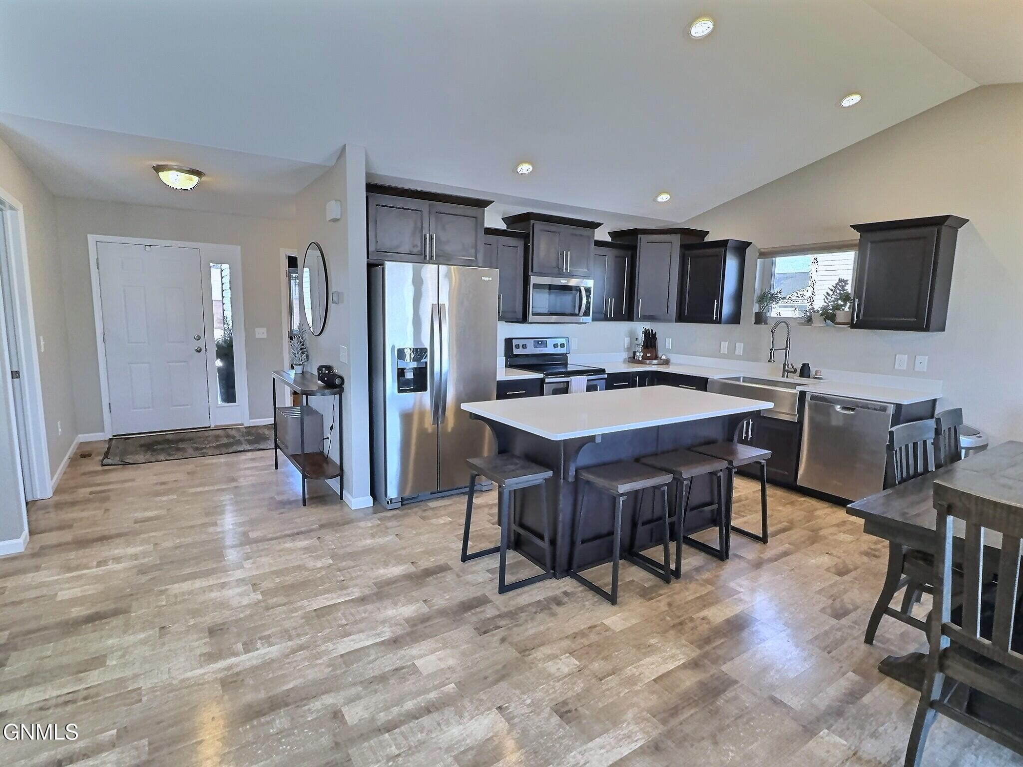 Mandan, North Dakota, 58554, United States, 4 Bedrooms Bedrooms, ,2 BathroomsBathrooms,Residential,For Sale,2006369