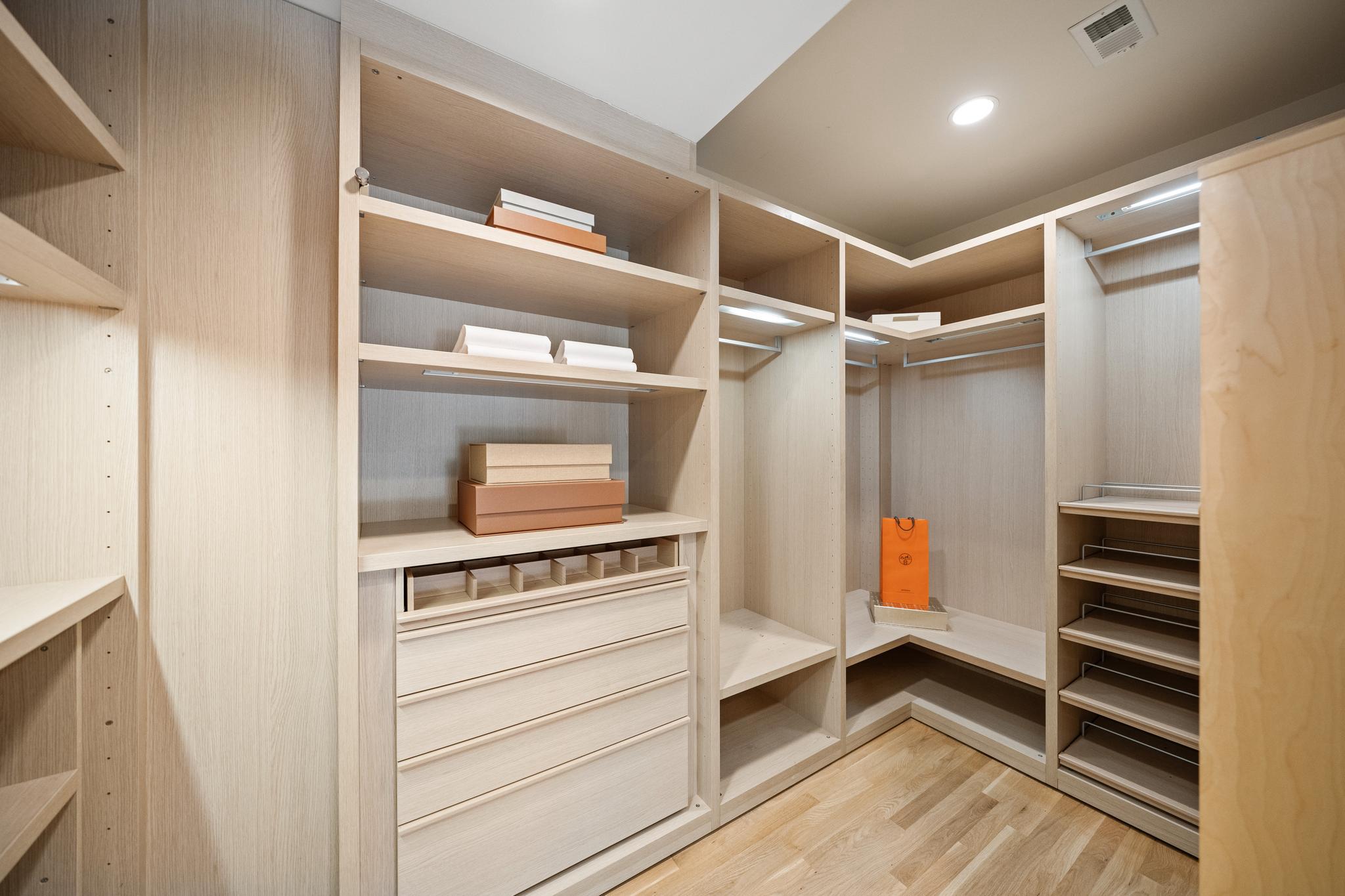  2319 Bancroft Place NW, Washington, DC, 20008 - 物件實景