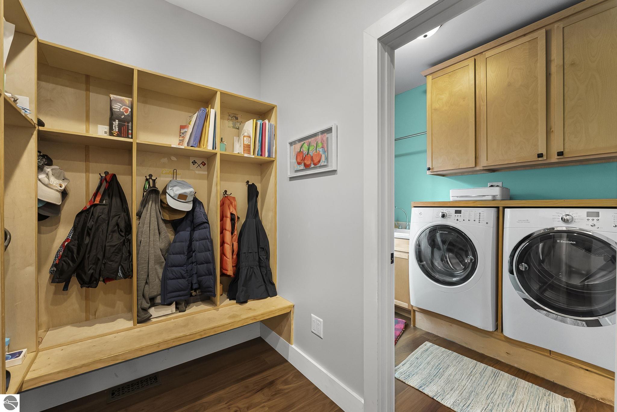 Traverse City, Michigan, 49685, United States, 7 Bedrooms Bedrooms, ,4 BathroomsBathrooms,Residential,For Sale,2005868