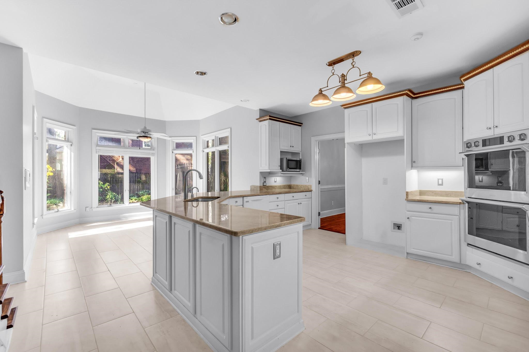 Germantown, Tennessee, 38139, United States, 6 Bedrooms Bedrooms, ,6 BathroomsBathrooms,Residential,For Sale,1987411