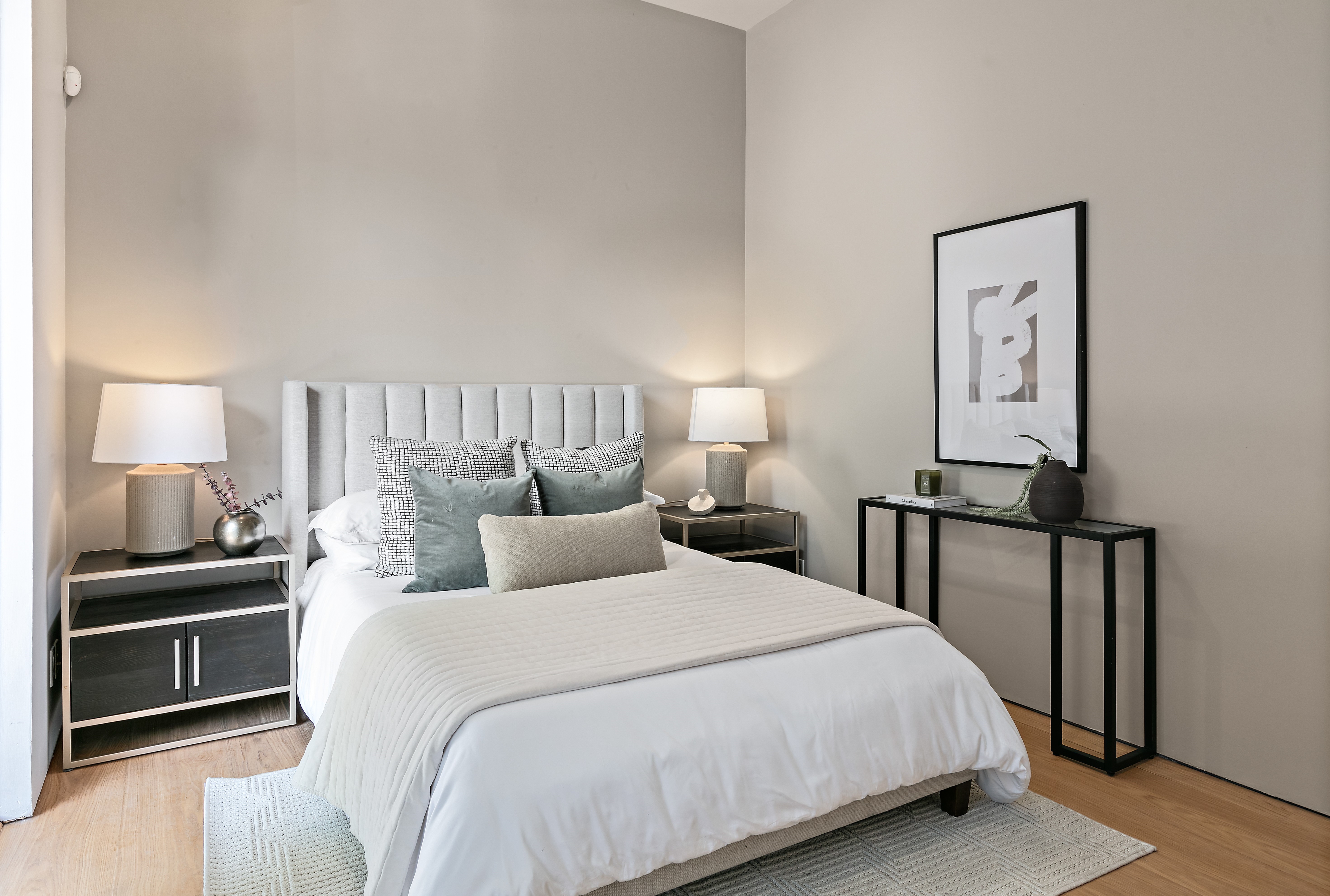  Sophisticated West Berkeley Condominium Designed for Everyday Comfort - 物件實景