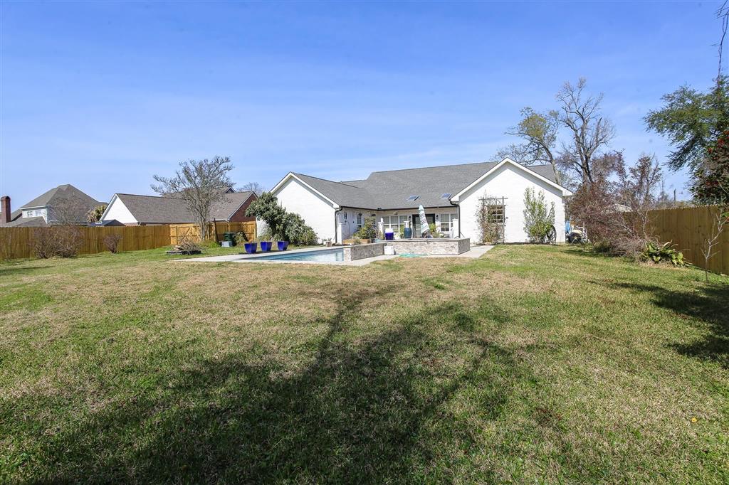 Lake Charles, Louisiana, 70605, United States, 4 Bedrooms Bedrooms, ,4 BathroomsBathrooms,Residential,For Sale,2022489