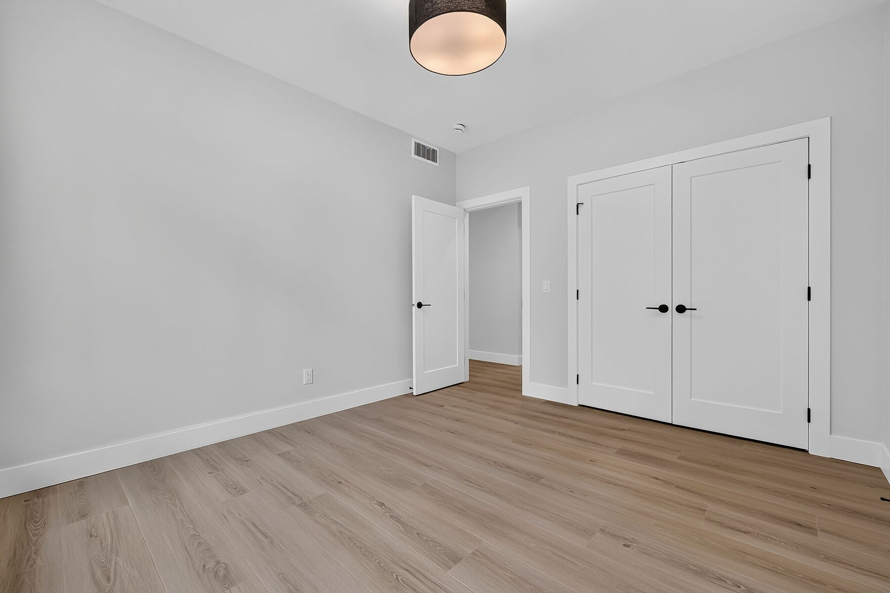  Stylish New Home - 物件實景