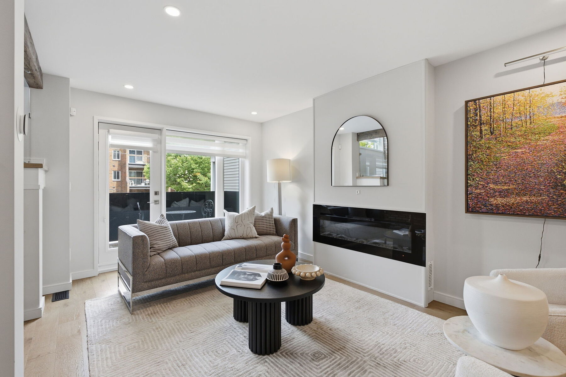  Modern Danforth Village Living - 物件實景