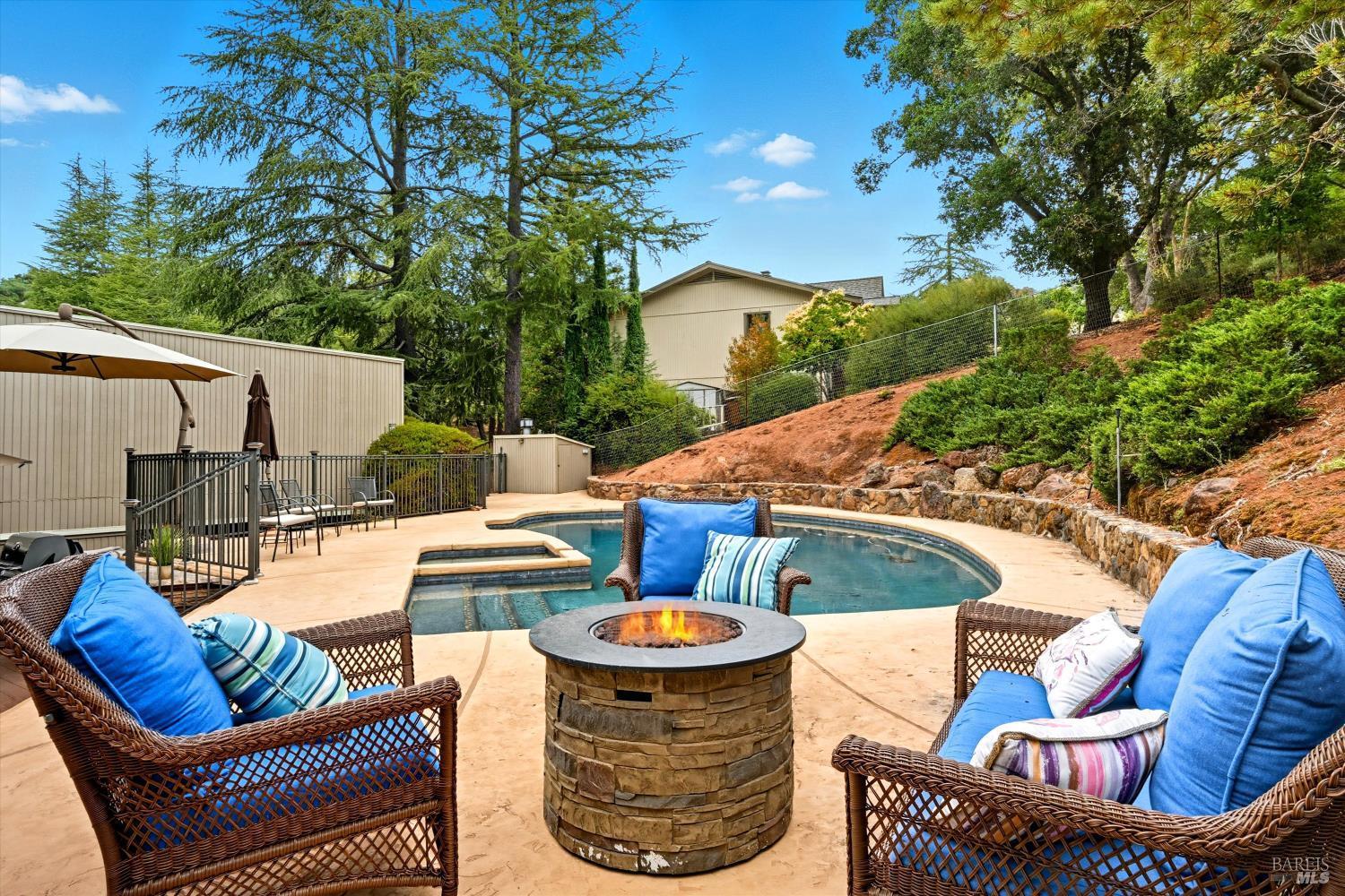 Napa, California, 94558, United States, 3 Bedrooms Bedrooms, ,3 BathroomsBathrooms,Residential,For Sale,1991086