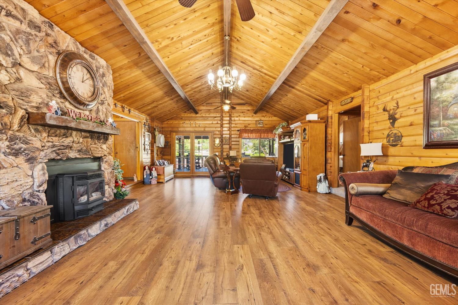 Tehachapi, California, 93561, United States, 3 Bedrooms Bedrooms, ,2 BathroomsBathrooms,Residential,For Sale,2049487
