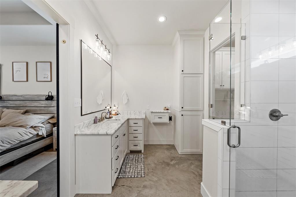 353 Willow Moon Ranch Road, Crawford, Texas, 76638, United States, 6 Bedrooms Bedrooms, ,3 BathroomsBathrooms,Residential,For Sale,353 Willow Moon Ranch Road,1673440