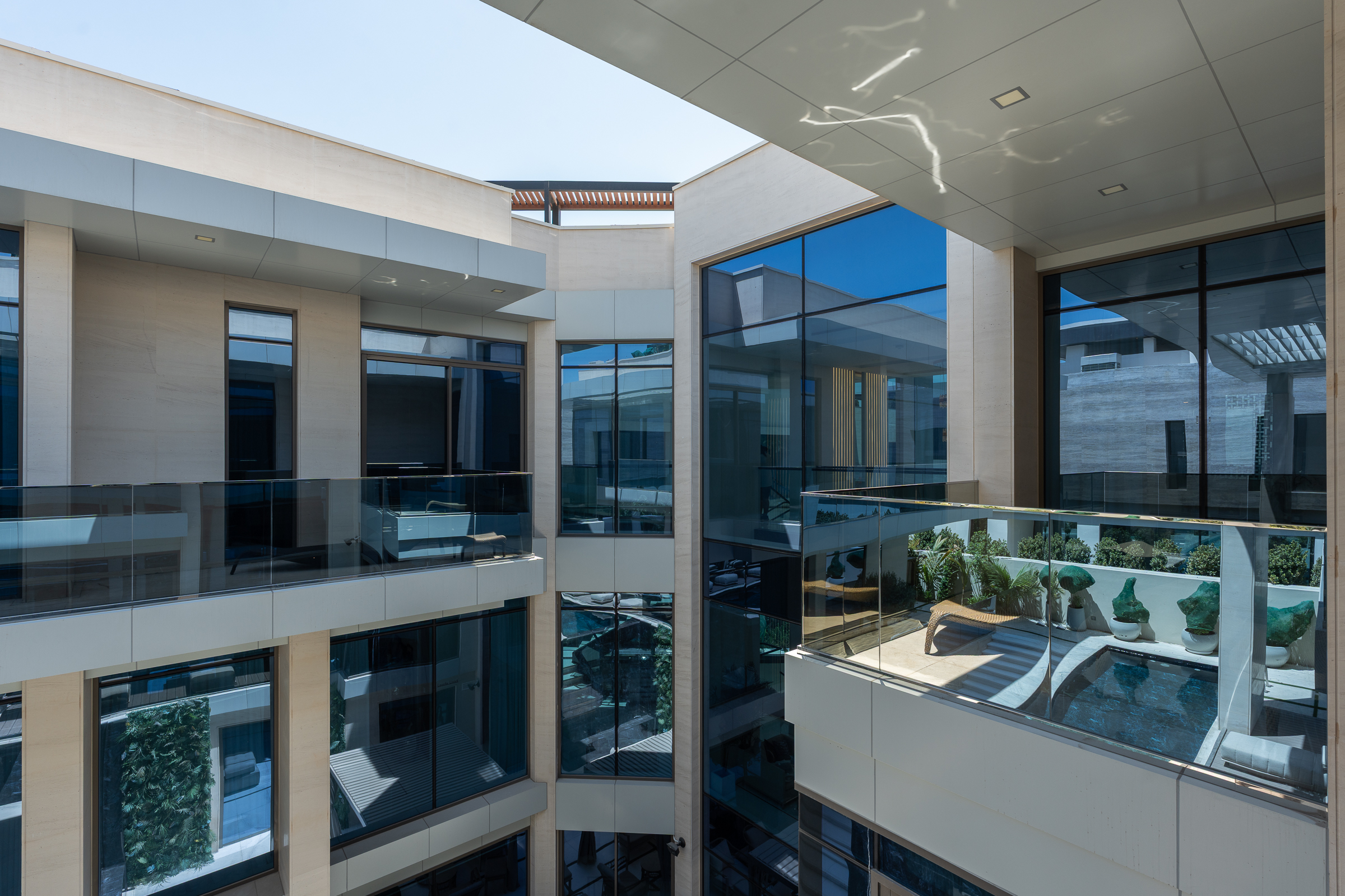  Breathtaking Custom-Built Mansion in Jumeirah - 物件實景