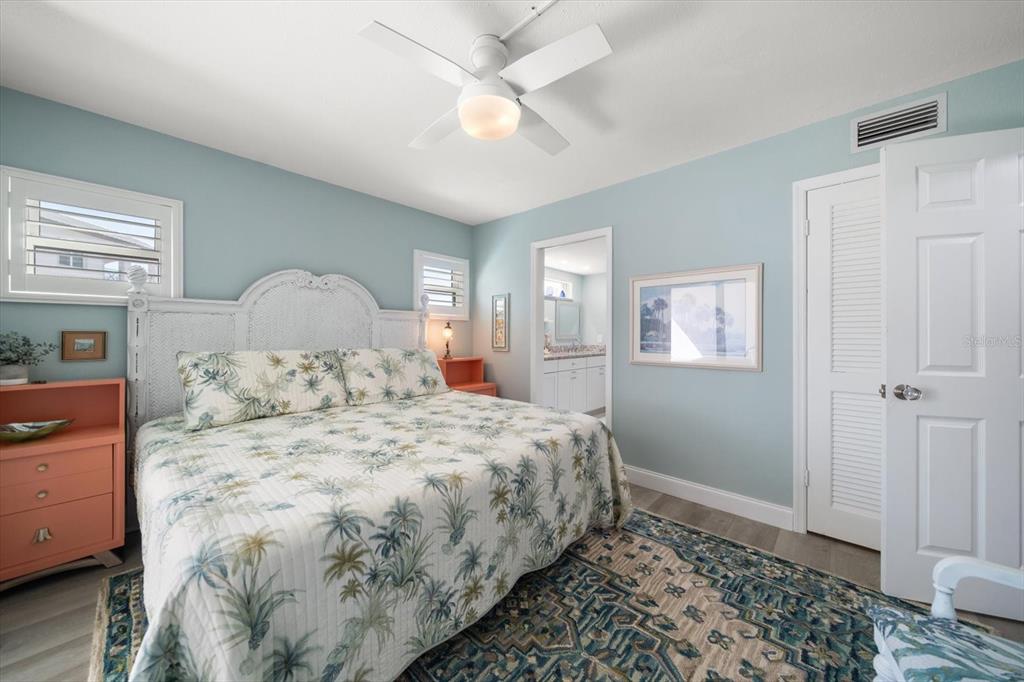 Clearwater Beach, Florida, 33767, United States, 3 Bedrooms Bedrooms, ,3 BathroomsBathrooms,Residential,For Sale,1988337