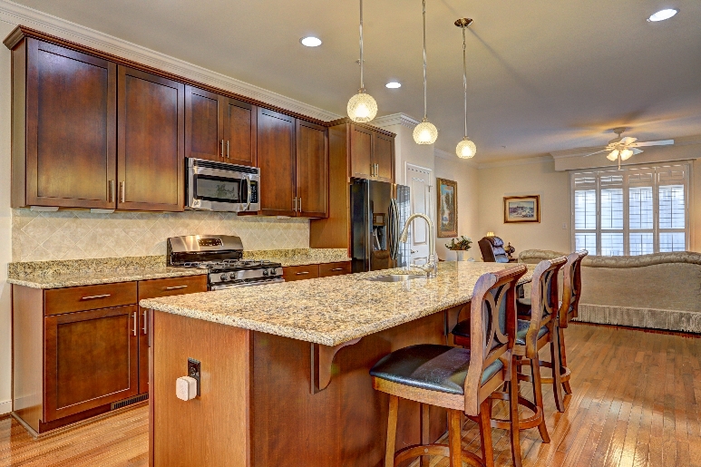 Williamsburg, Virginia, 23188, United States, 2 Bedrooms Bedrooms, ,4 BathroomsBathrooms,Residential,For Sale,1976349