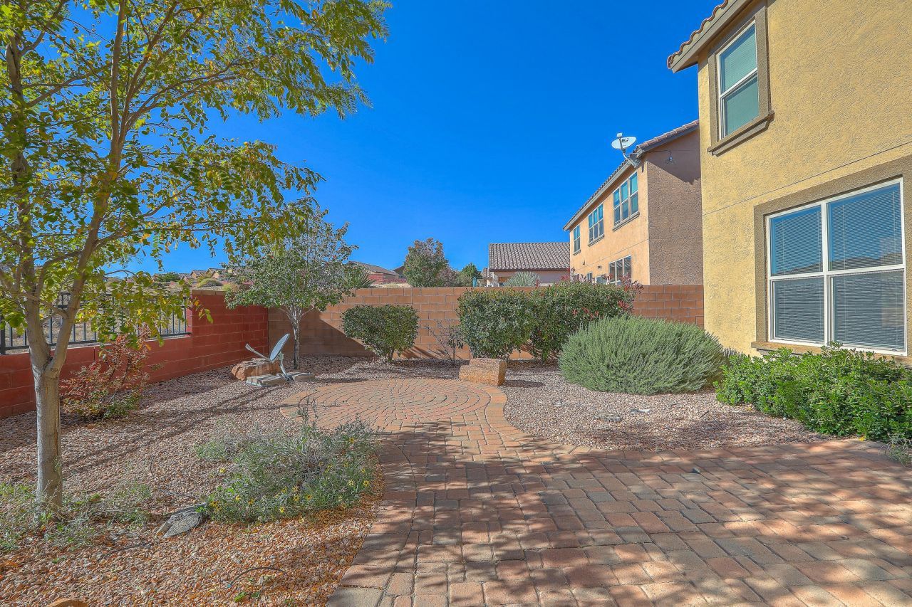 Rio Rancho, New Mexico, 87124, United States, 4 Bedrooms Bedrooms, ,3 BathroomsBathrooms,Residential,For Sale,1987621