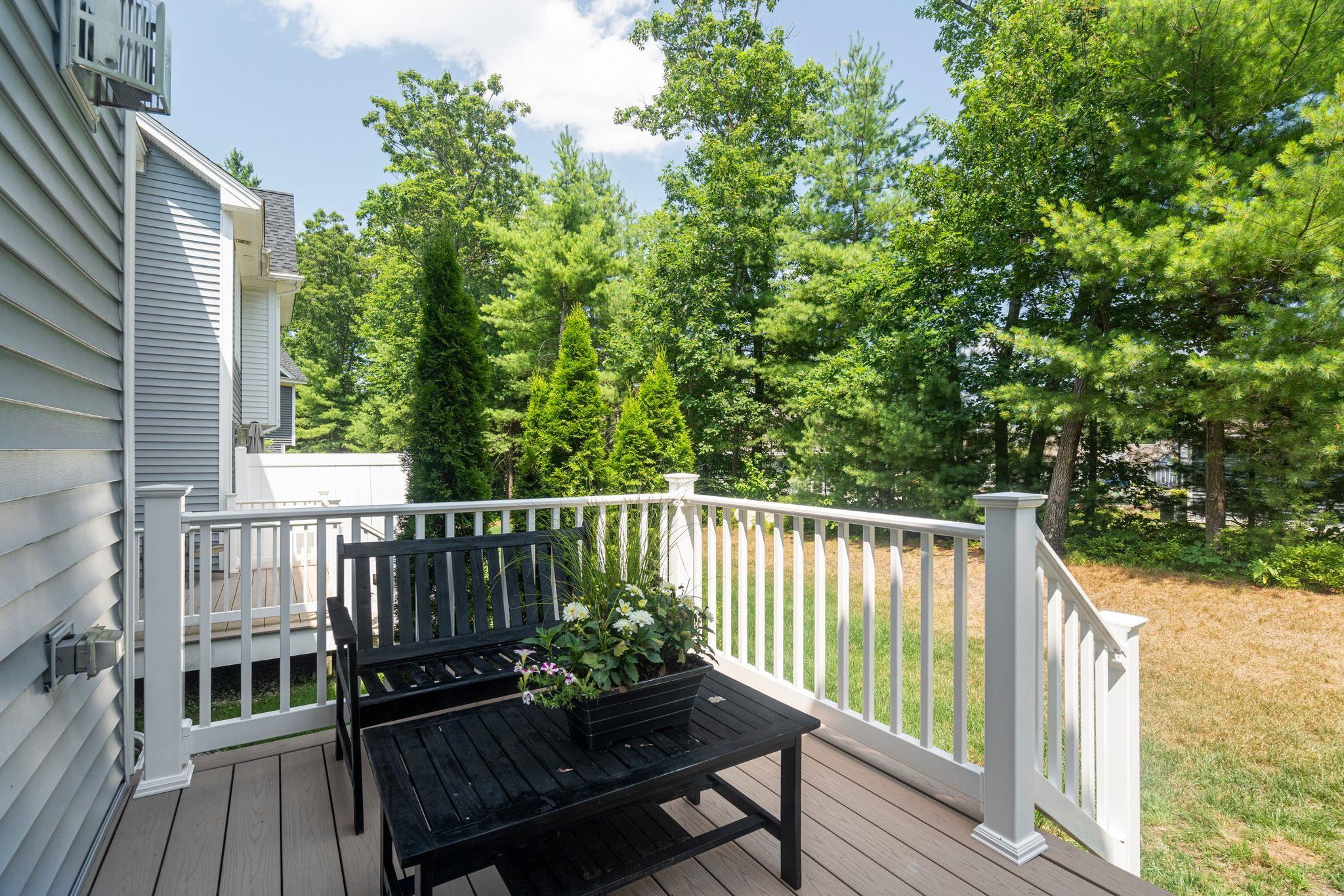 Manchester, New Hampshire, 03102, United States, 3 Bedrooms Bedrooms, ,2 BathroomsBathrooms,Residential,For Sale,1940953