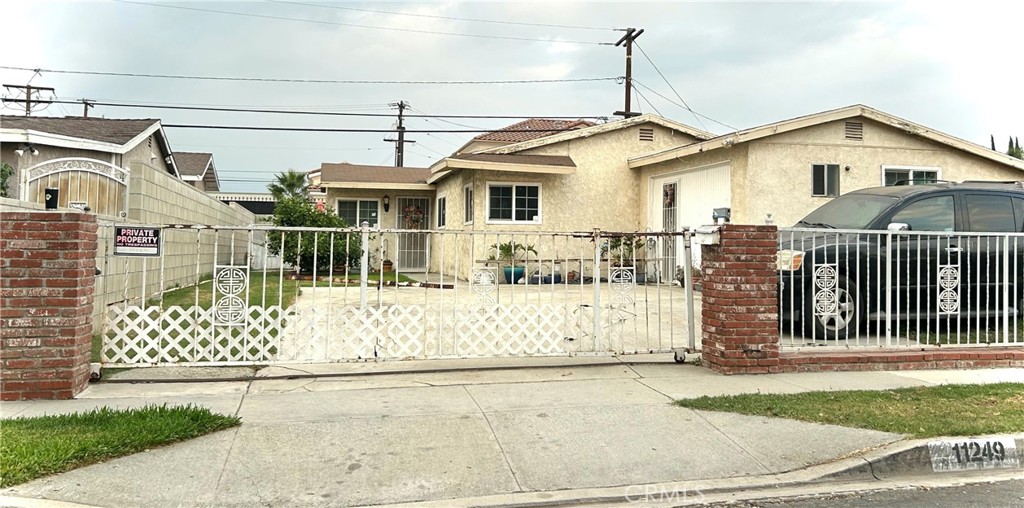 South El Monte, California, 91733, United States, 4 Bedrooms Bedrooms, ,3 BathroomsBathrooms,Residential,For Sale,1981955