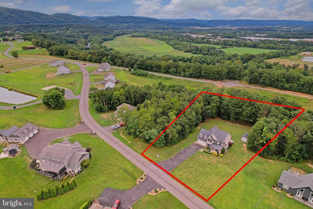 RIDGELEY, West Virginia, 26753, United States, 4 Bedrooms Bedrooms, ,3 BathroomsBathrooms,Residential,For Sale,1940316