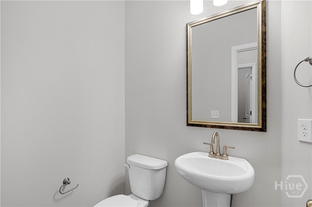 Richmond Hill, Georgia, 31324, United States, 5 Bedrooms Bedrooms, ,4 BathroomsBathrooms,Residential,For Sale,1987331