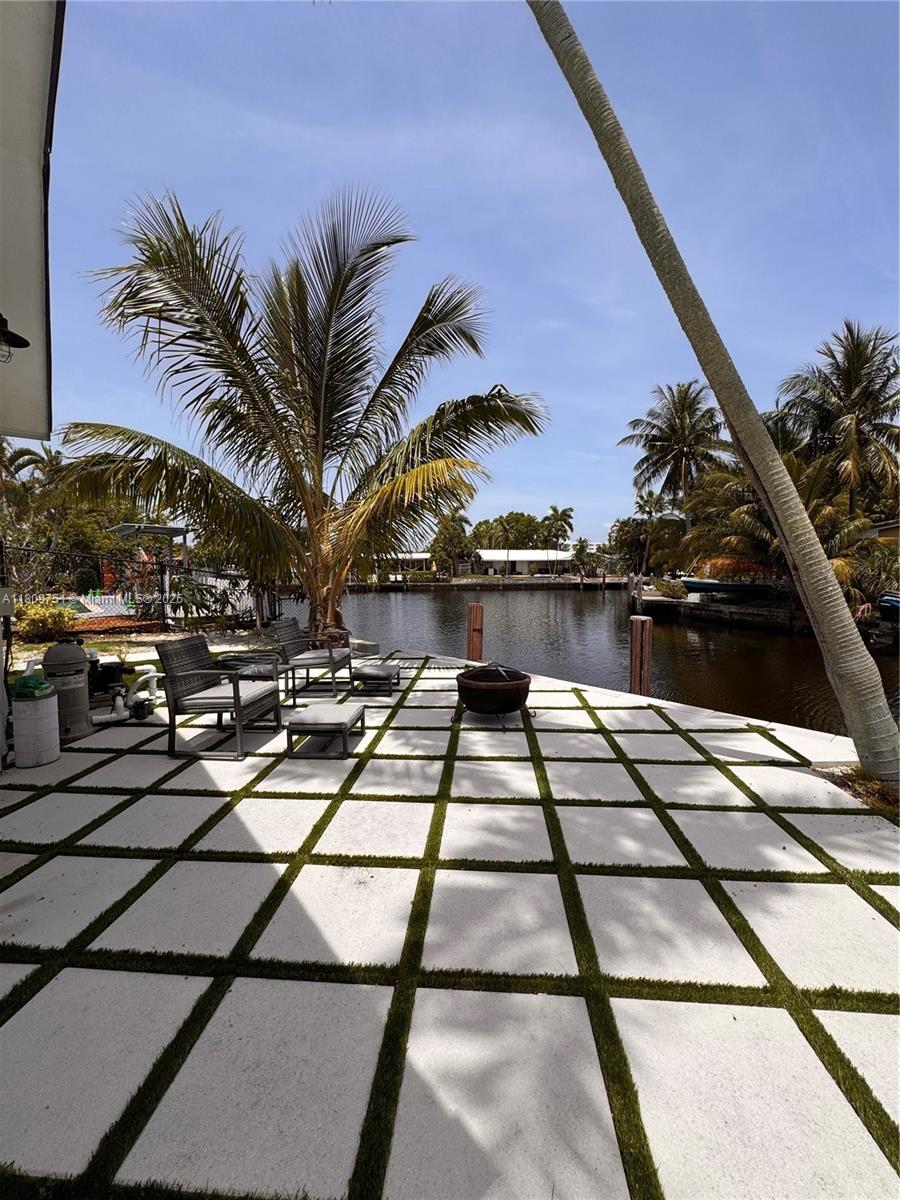 Pompano Beach, Florida, 33060, United States, 2 Bedrooms Bedrooms, ,2 BathroomsBathrooms,Residential,For Sale,1829168
