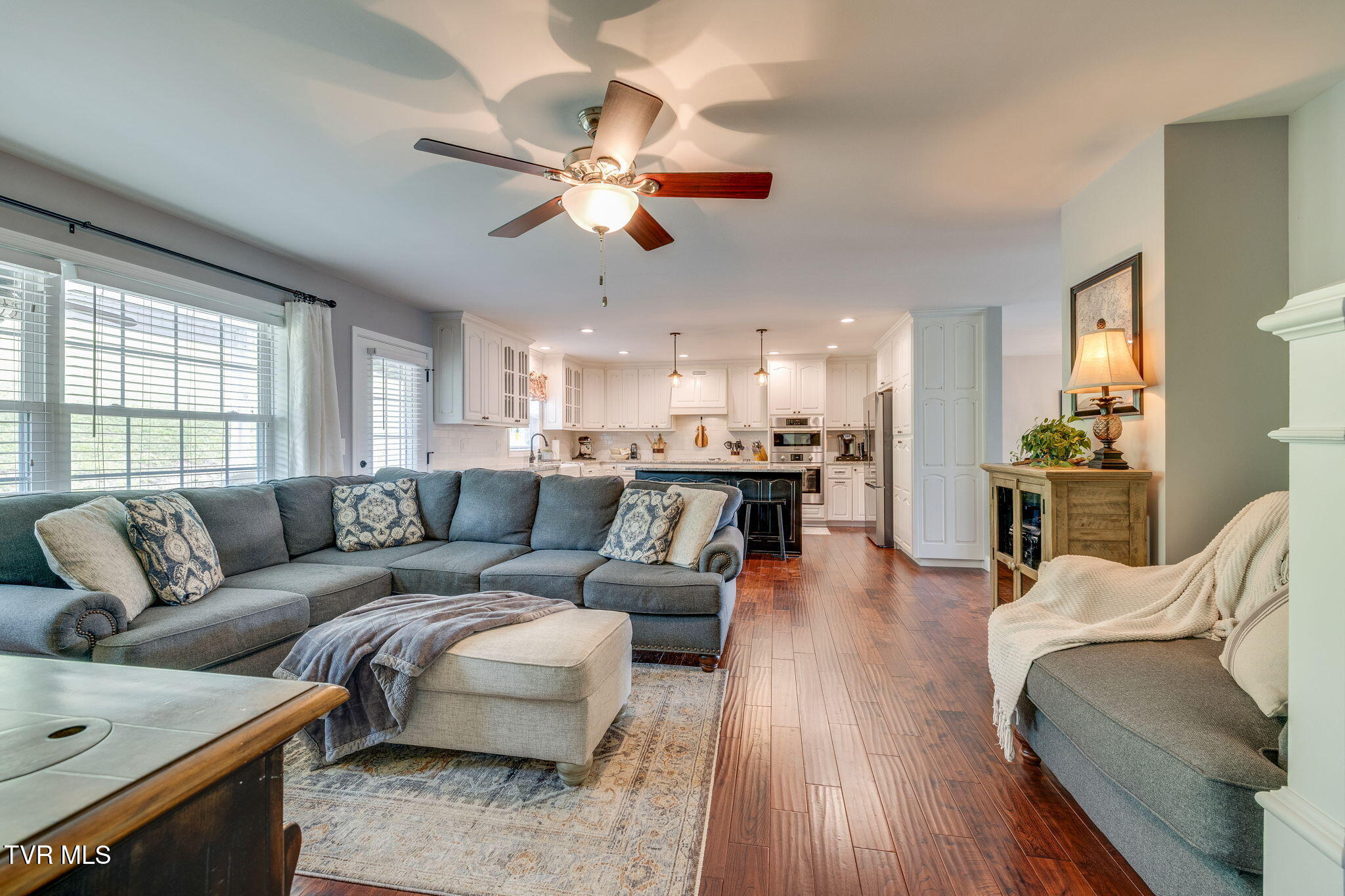 Bluff City, Tennessee, 37618, United States, 3 Bedrooms Bedrooms, ,4 BathroomsBathrooms,Residential,For Sale,2048525