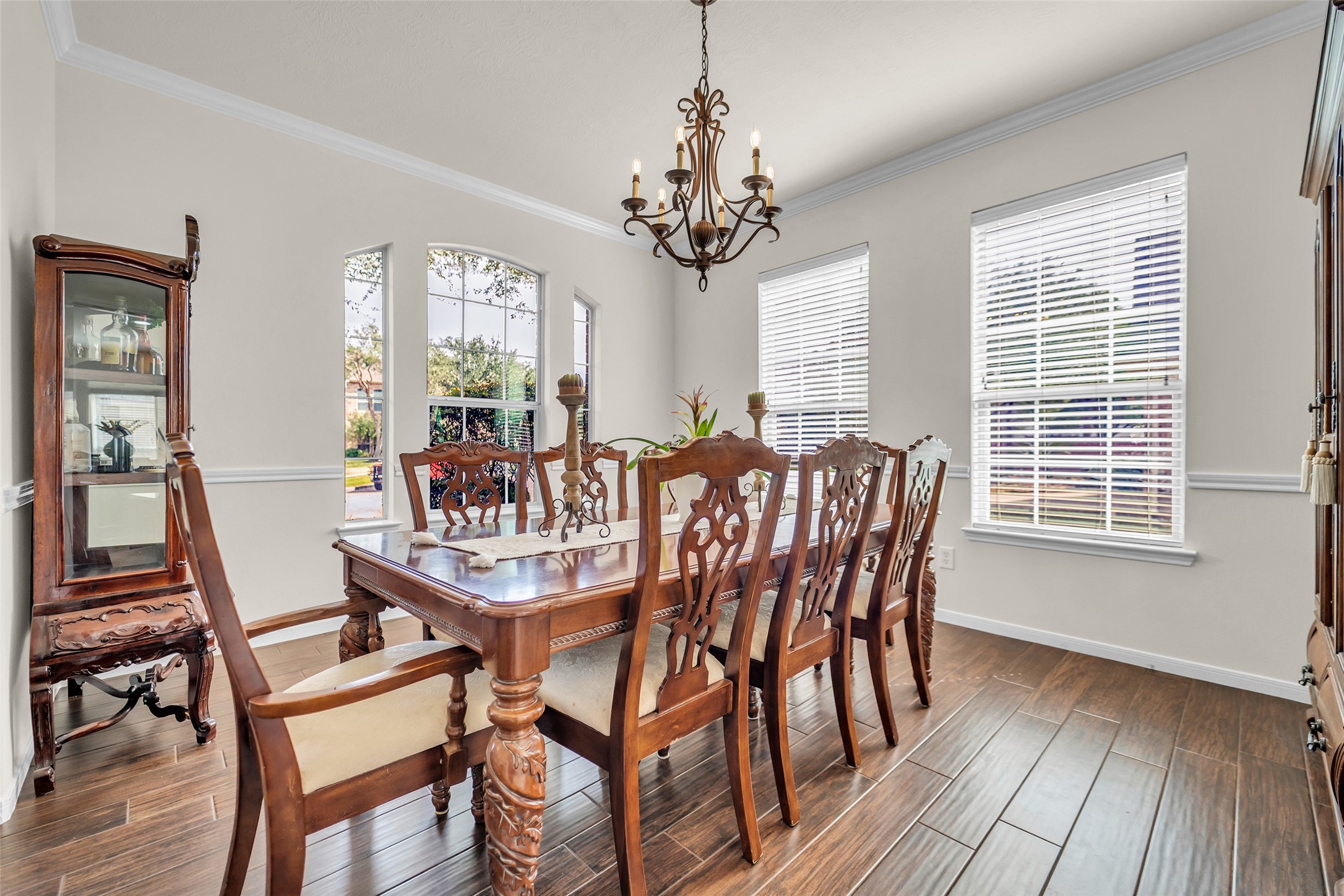 Katy, Texas, 77494, United States, 5 Bedrooms Bedrooms, ,4 BathroomsBathrooms,Residential,For Sale,1971356