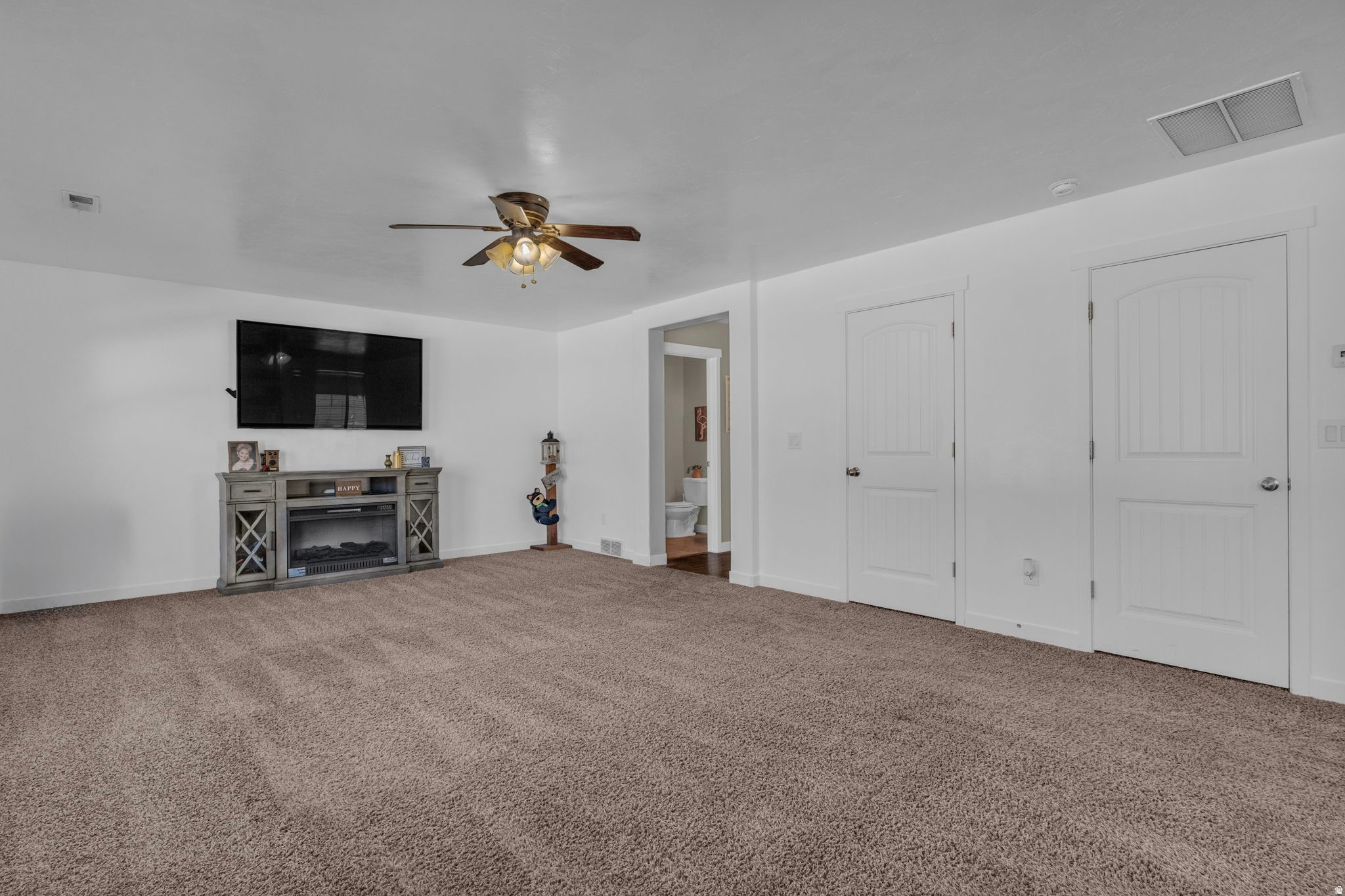 Stansbury Park, Utah, 84074, United States, 4 Bedrooms Bedrooms, ,3 BathroomsBathrooms,Residential,For Sale,1988196