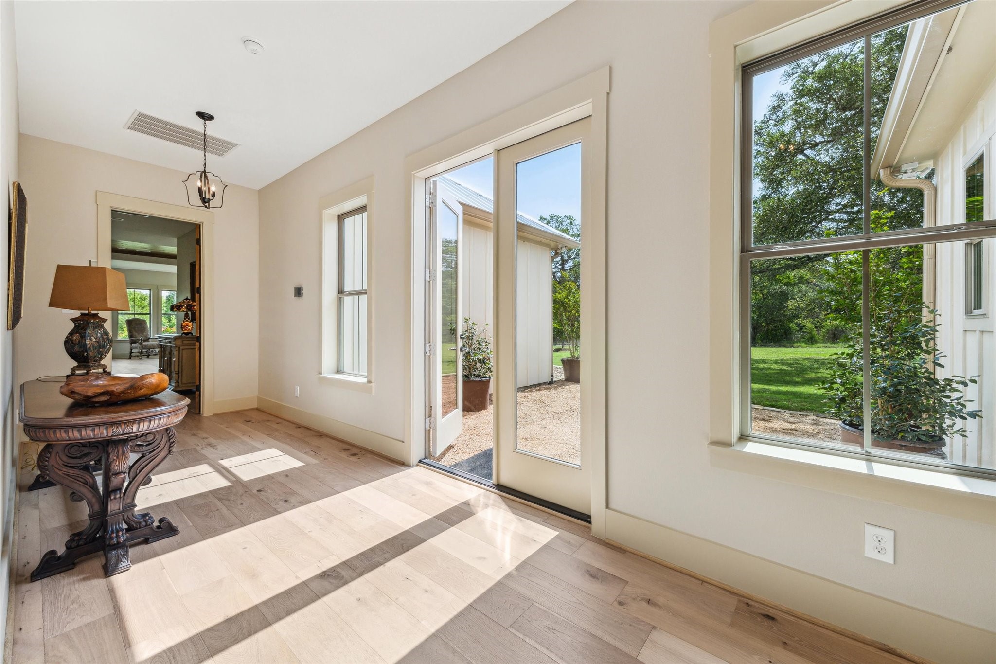  2130 Hartfield Road - 物件實景