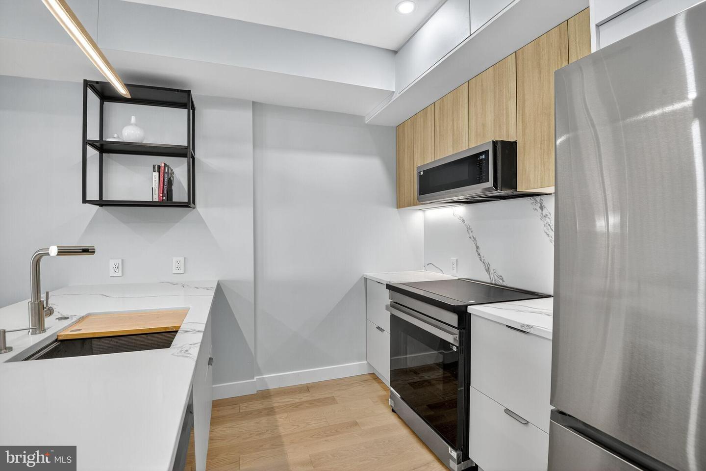 Washington, District of Columbia, 20010, United States, 3 Bedrooms Bedrooms, ,3 BathroomsBathrooms,Residential,For Sale,1938669