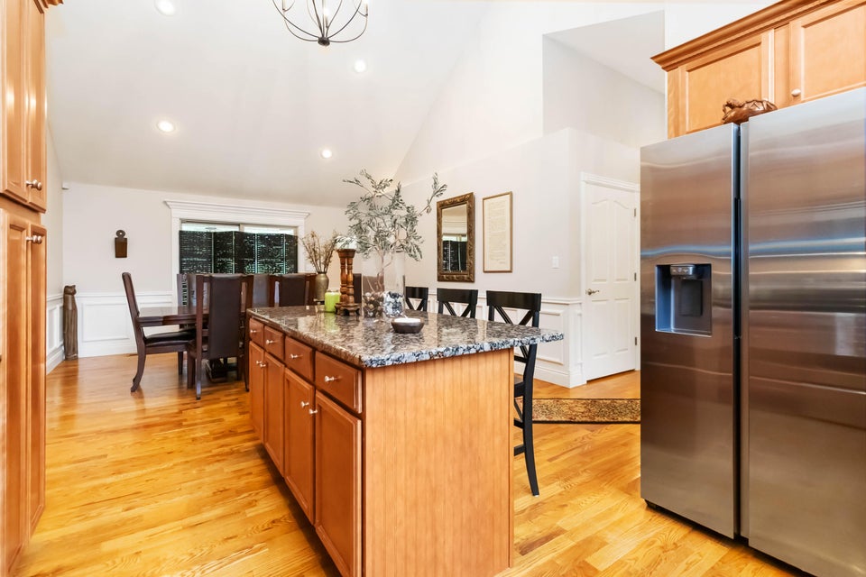 Somerset, Kentucky, 42503, United States, 4 Bedrooms Bedrooms, ,4 BathroomsBathrooms,Residential,For Sale,1976545