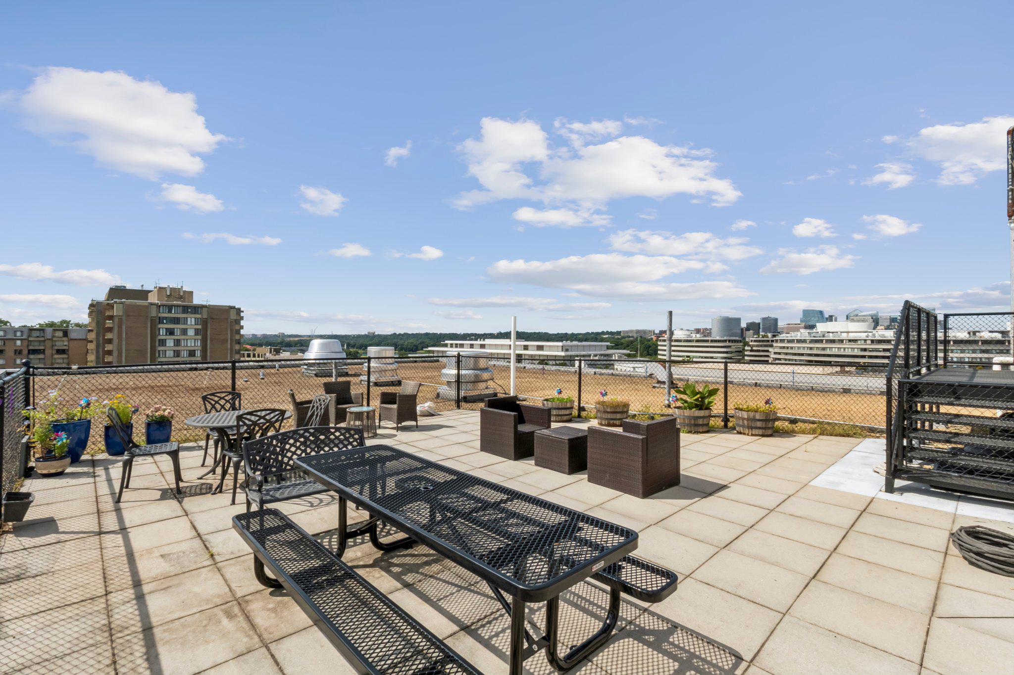  730 24th Street NW, Washington, DC, 20037 - 物件實景