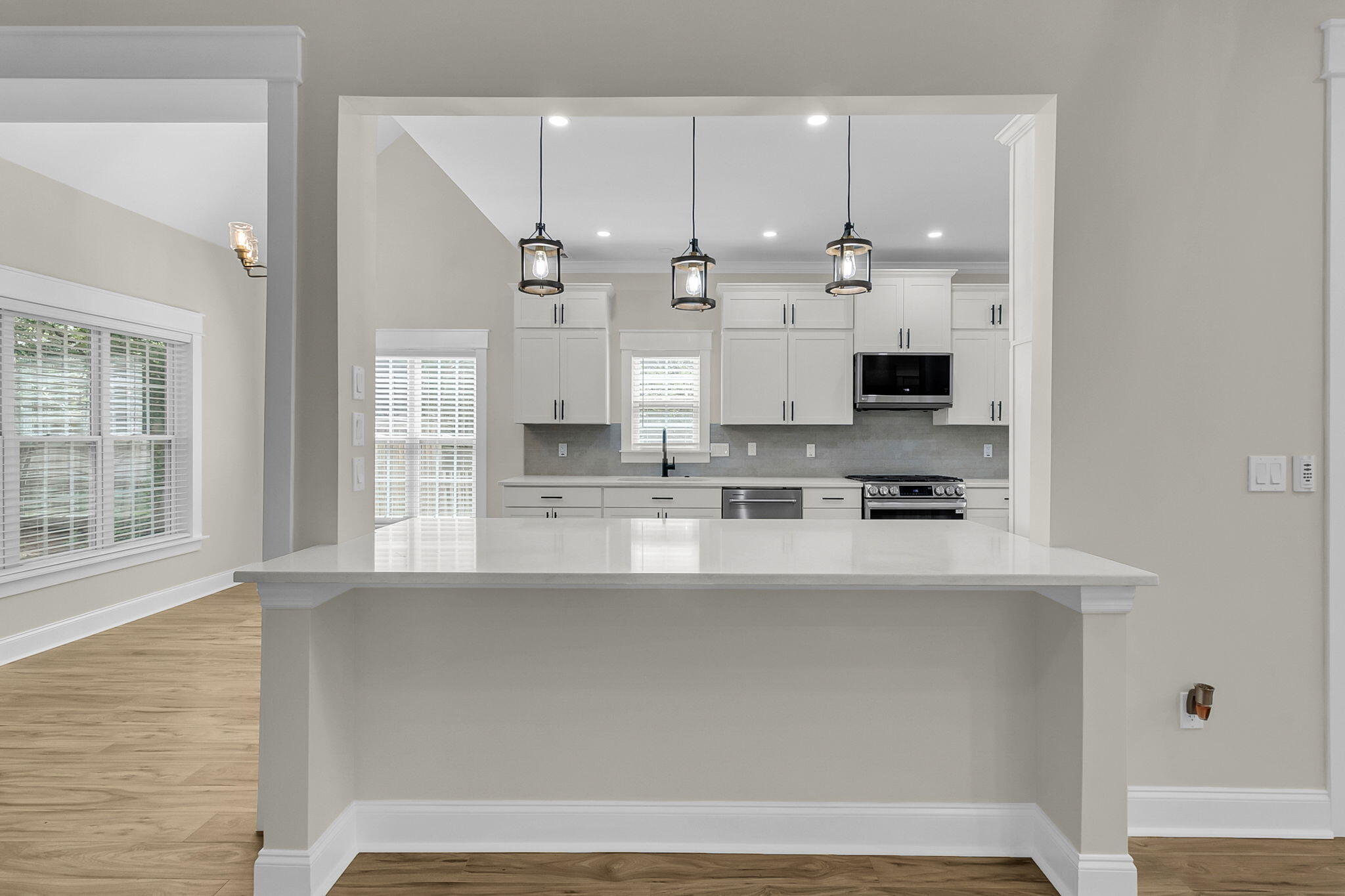 North Charleston, South Carolina, 29420, United States, 5 Bedrooms Bedrooms, ,4 BathroomsBathrooms,Residential,For Sale,1899453