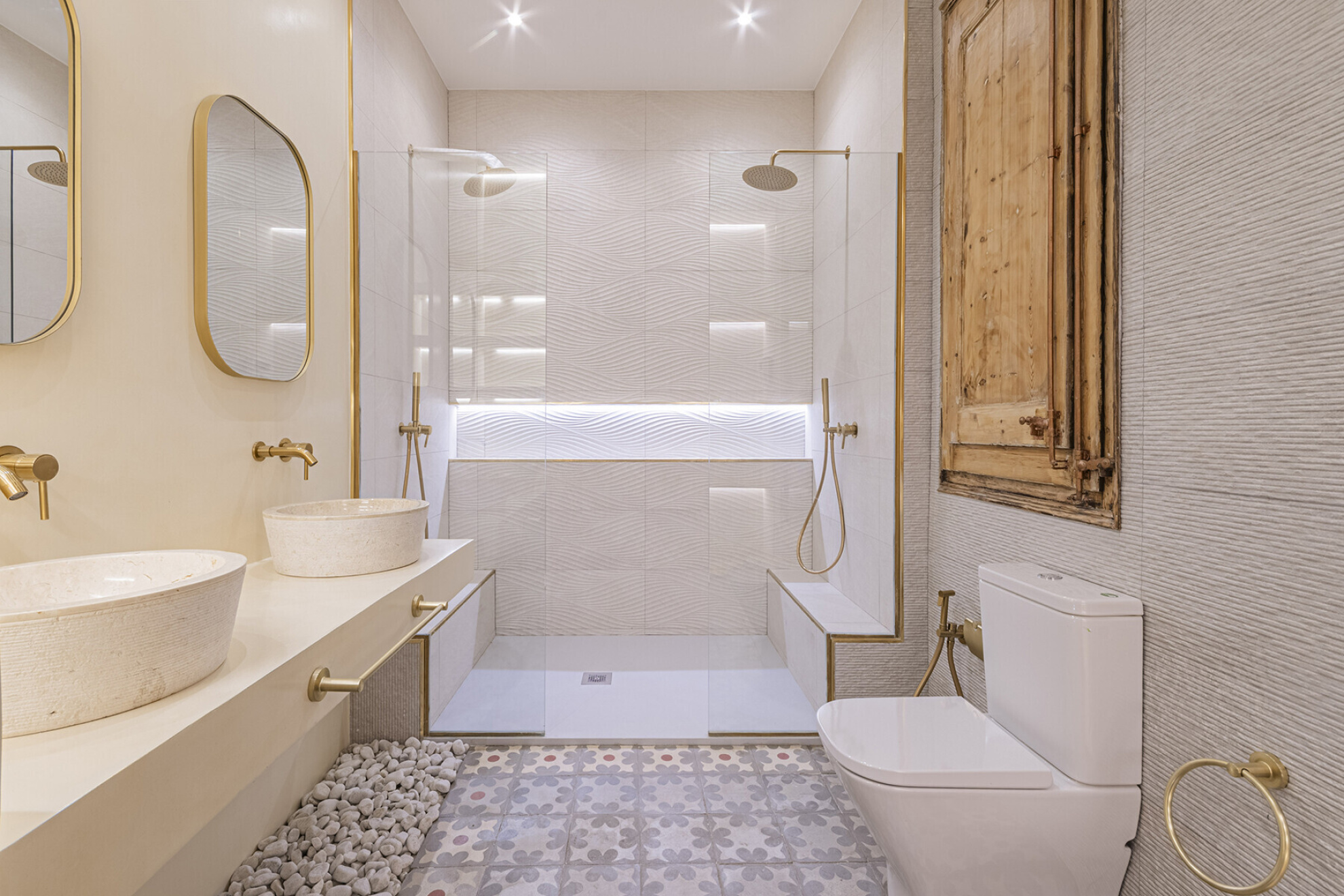  Magnificent, renovated main residence in a historic estate overlooking Port Vell - 物件實景