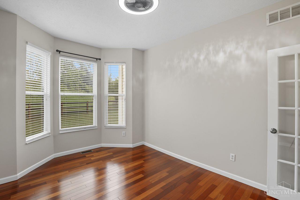 Liberty Twp, Ohio, 45011, United States, 4 Bedrooms Bedrooms, ,3 BathroomsBathrooms,Residential,For Sale,1961046