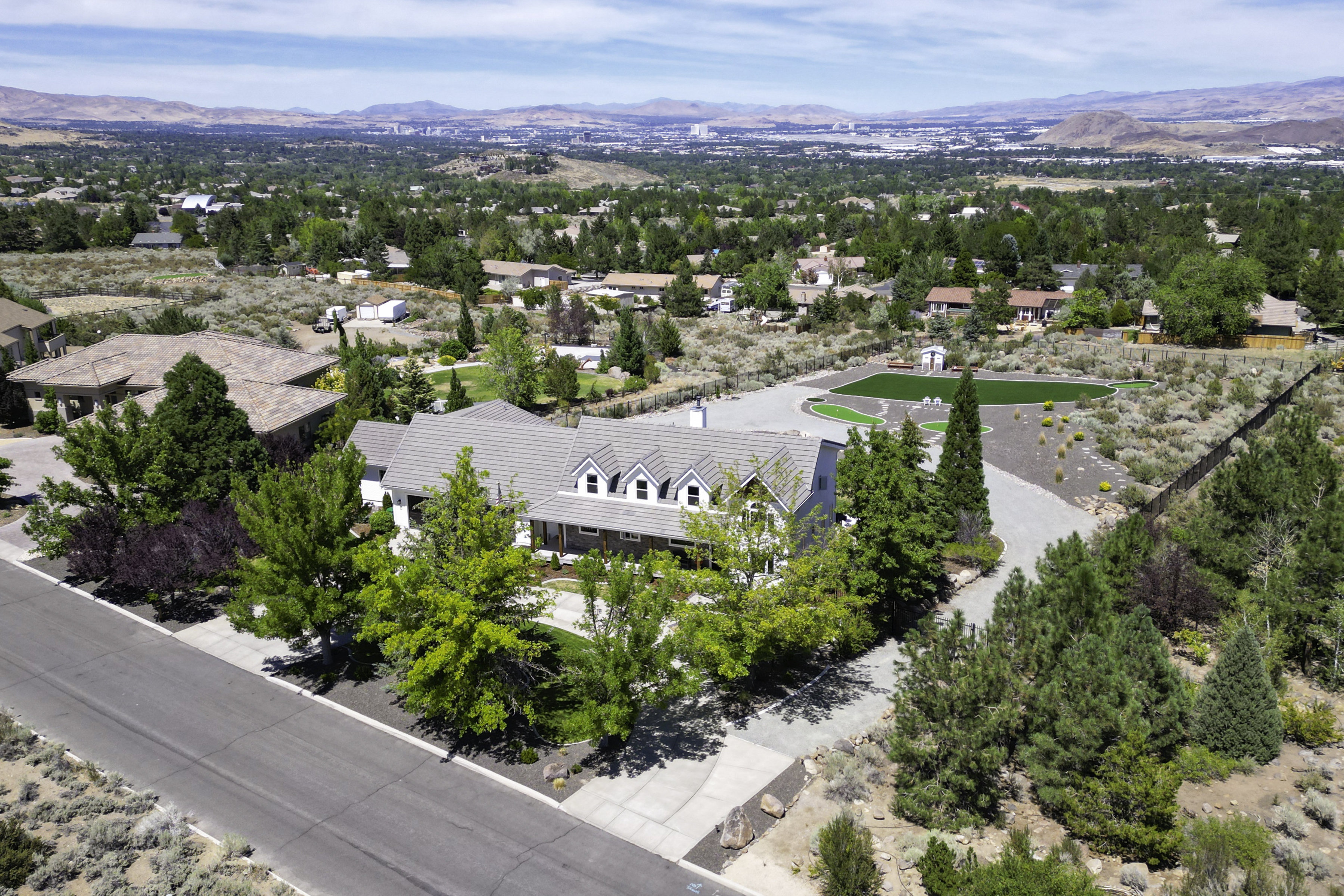  Expansive South West Luxury Ranch Style Estate with RV Garage & In-Law Quarters - 物件實景