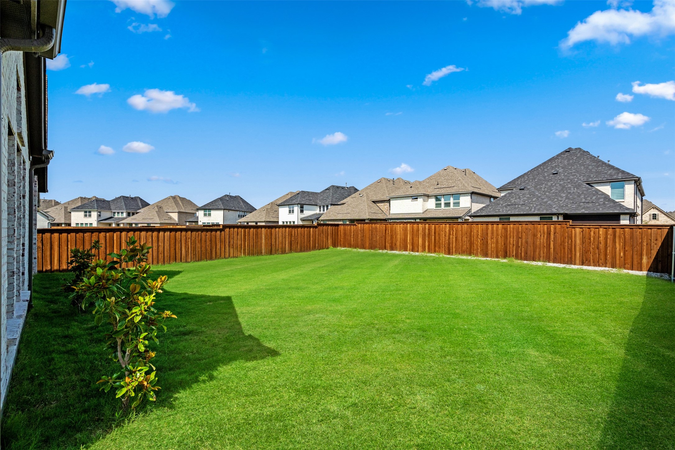 The Colony, Texas, 75056, United States, 4 Bedrooms Bedrooms, ,3 BathroomsBathrooms,Residential,For Sale,1987527