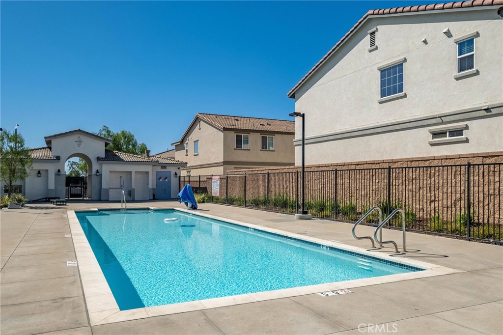 Moreno Valley, California, 92553, United States, 3 Bedrooms Bedrooms, ,2 BathroomsBathrooms,Residential,For Sale,2042349