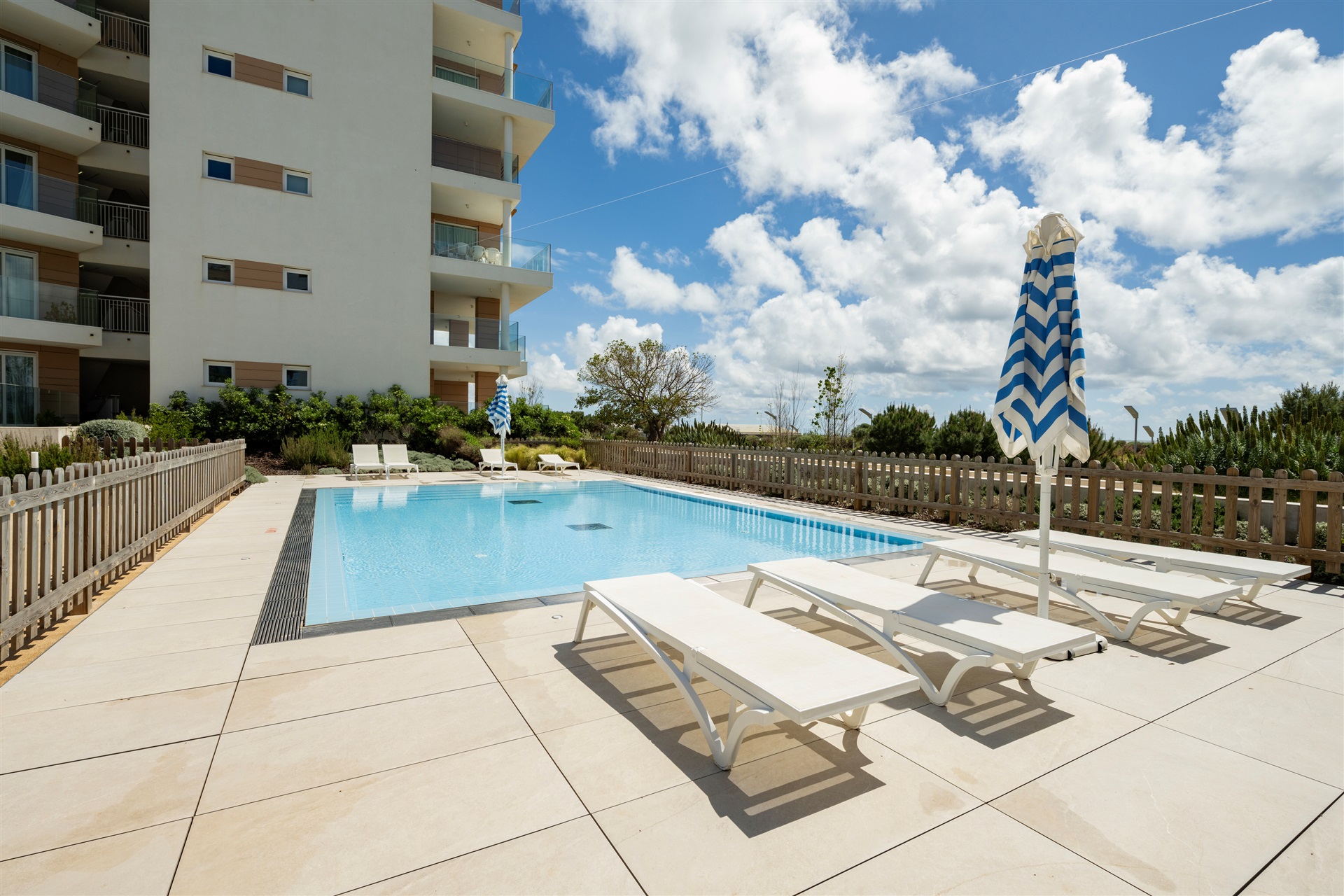  Flat, 2 bedrooms, for Sale - 物件實景