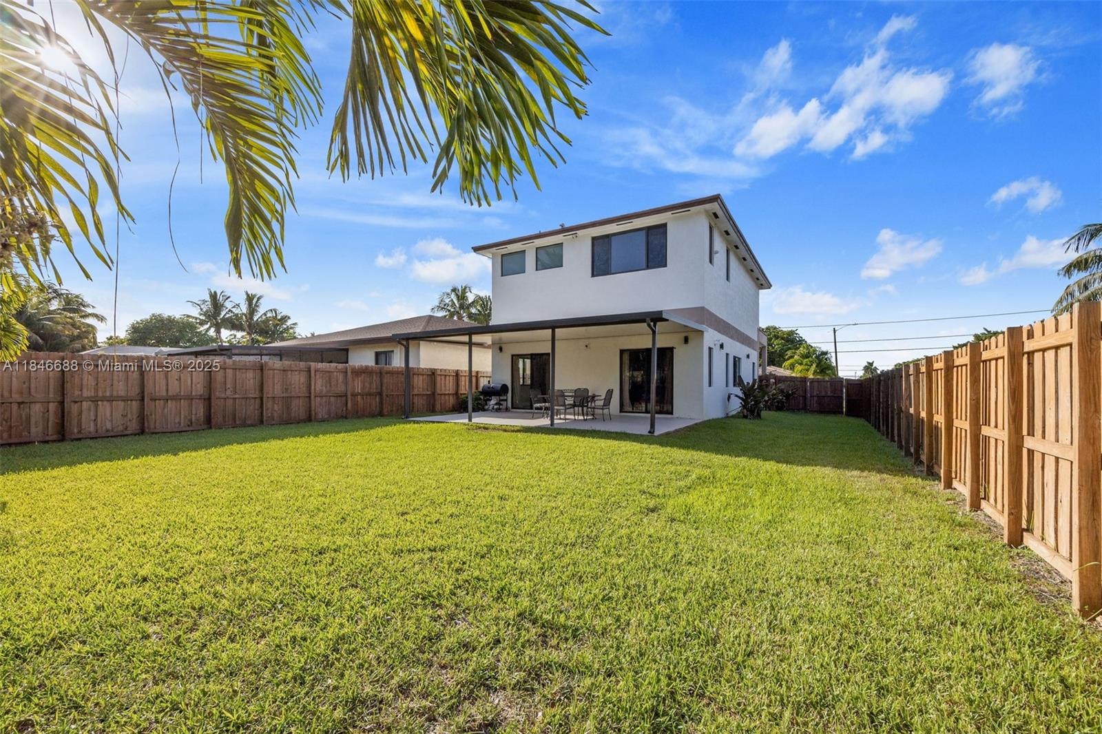 West Park, Florida, 33023, United States, 5 Bedrooms Bedrooms, ,4 BathroomsBathrooms,Residential,For Sale,1907541