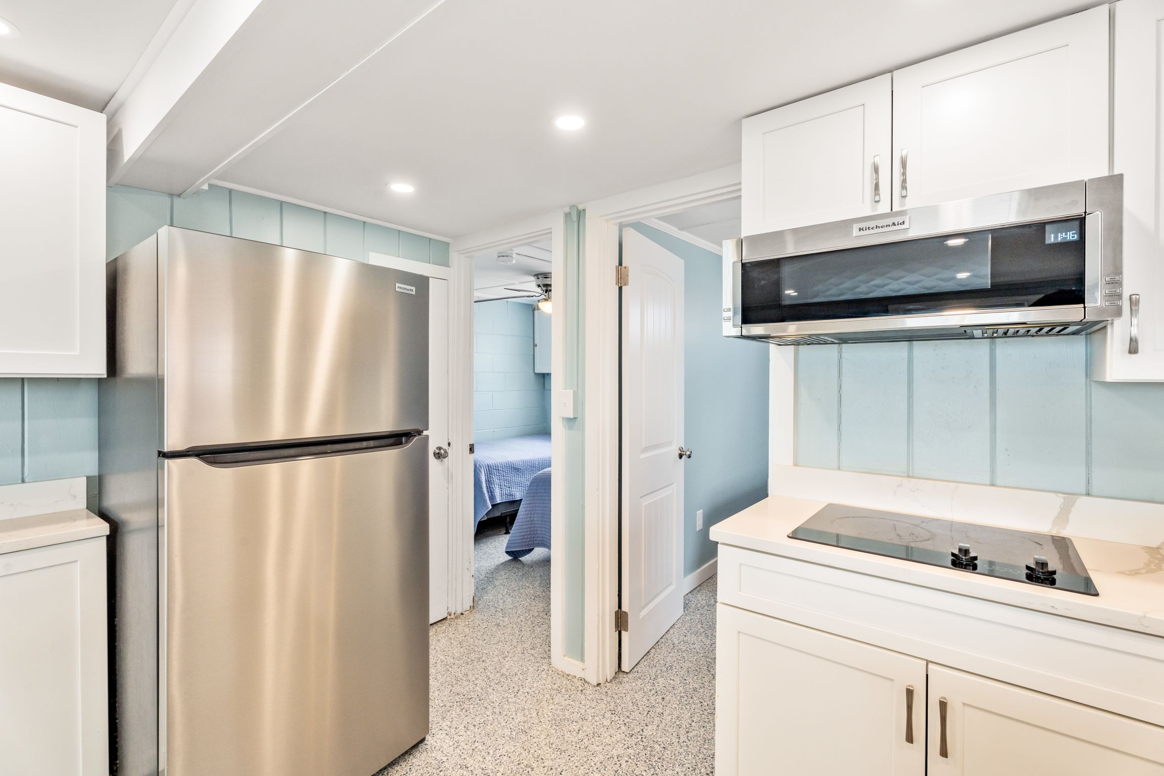  27 Concord Avenue, Hampton, NH, 03842 - 物件實景