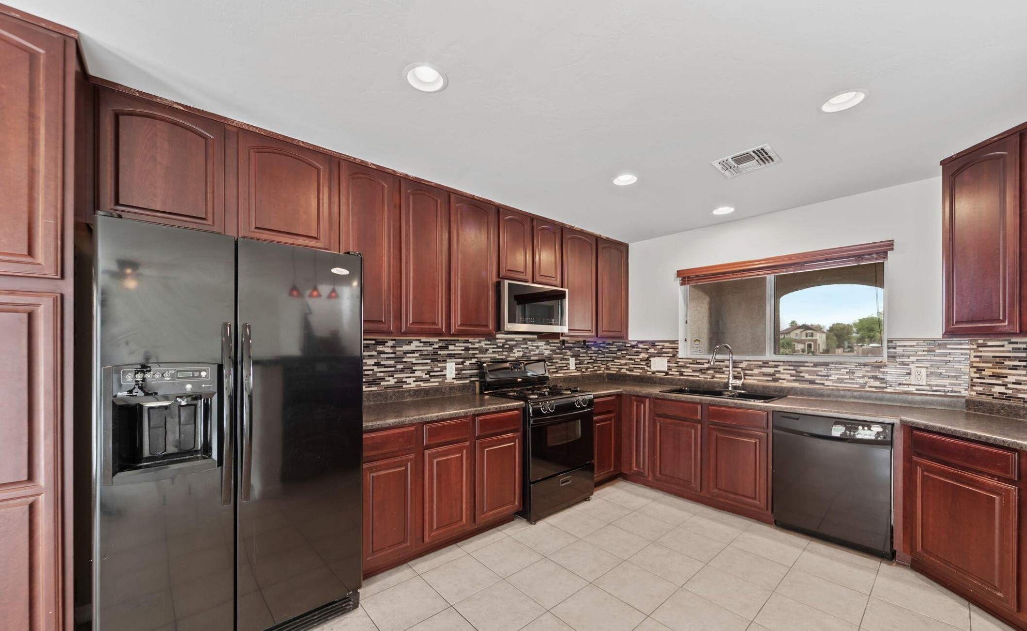  2779 W Greenstreak Drive  Tucson, AZ - 物件實景