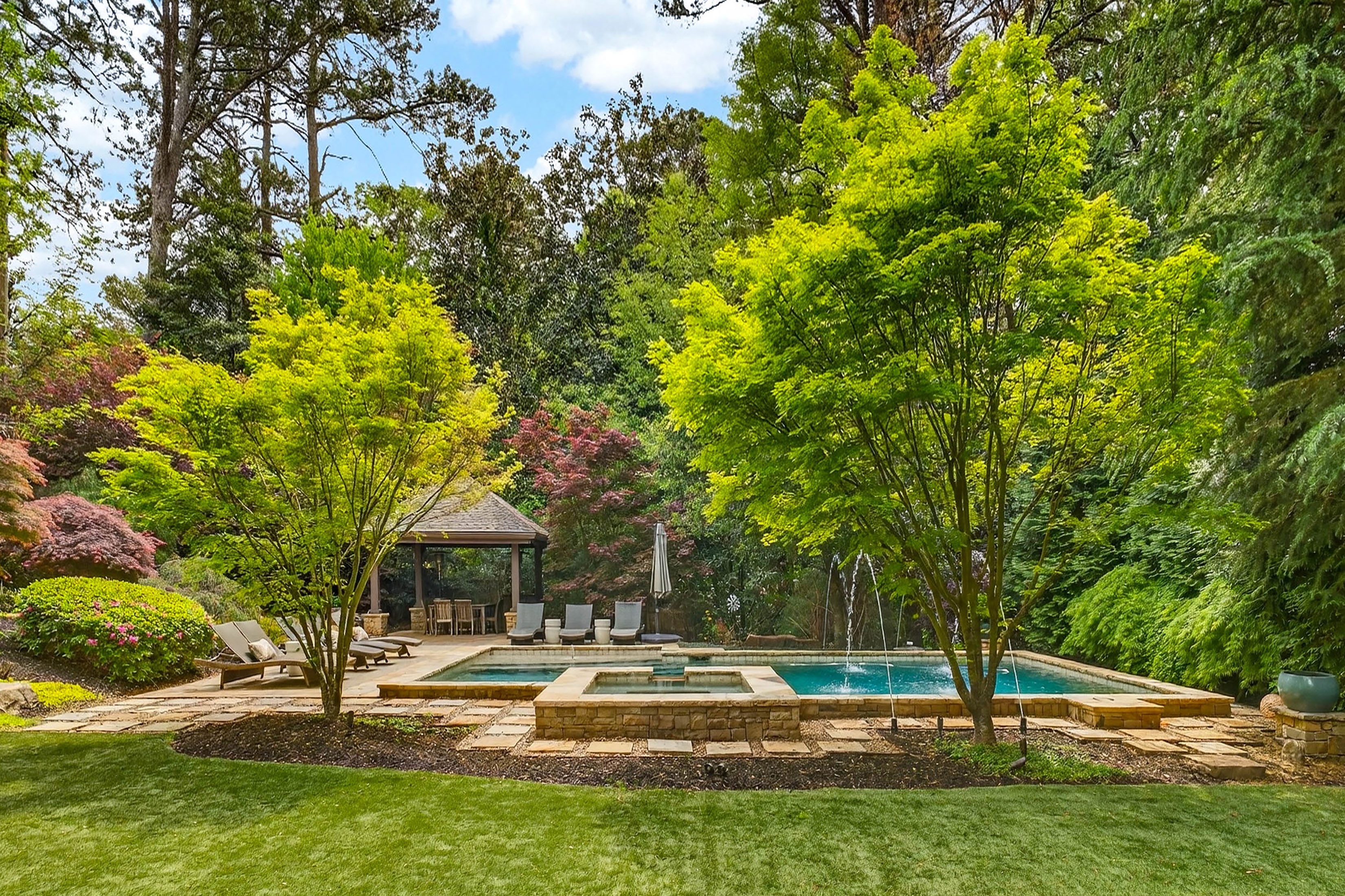  A Private, Resort-Caliber French Country Estate - 物件實景