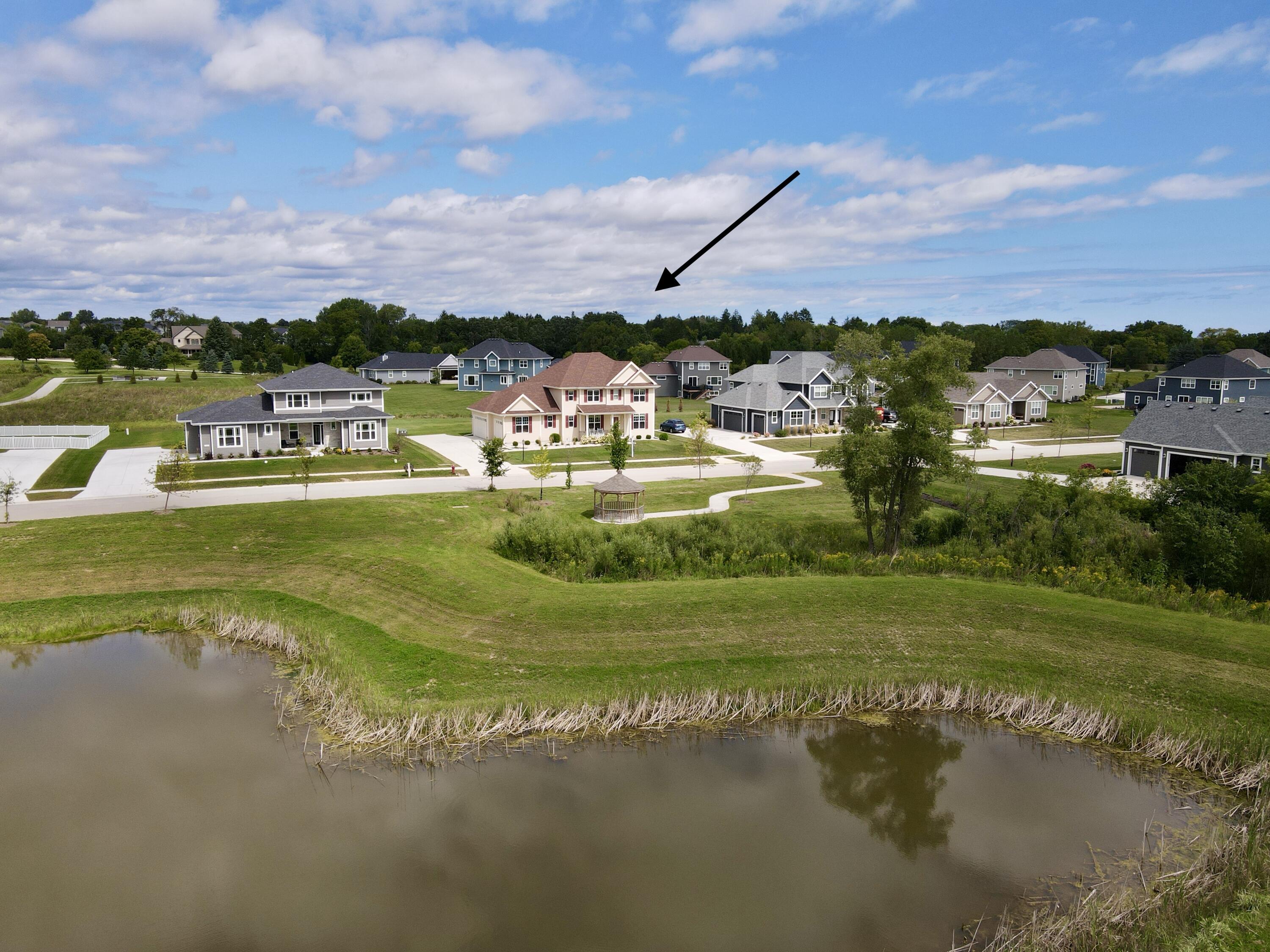 Mequon, Wisconsin, 53097, United States, 5 Bedrooms Bedrooms, ,4 BathroomsBathrooms,Residential,For Sale,1932349