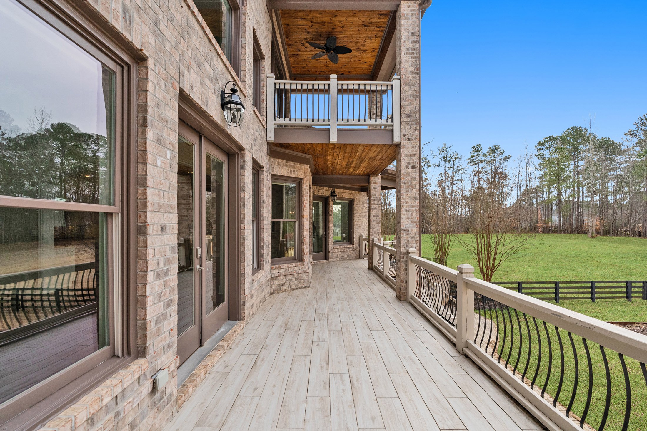  Old World Charm Meets Modern Luxury on This Milton Estate - 物件實景