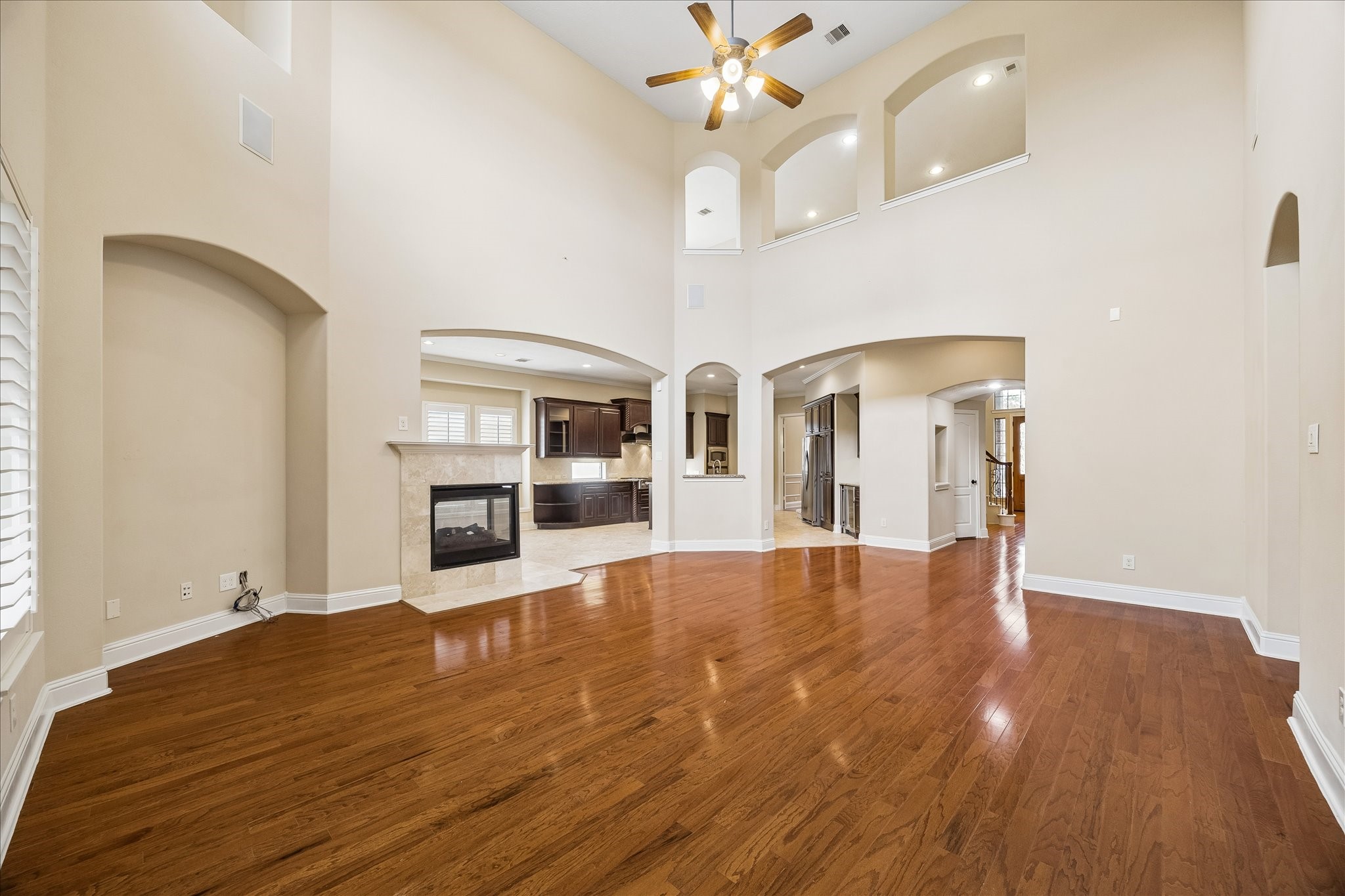  4506 Beacon View Court - 物件實景