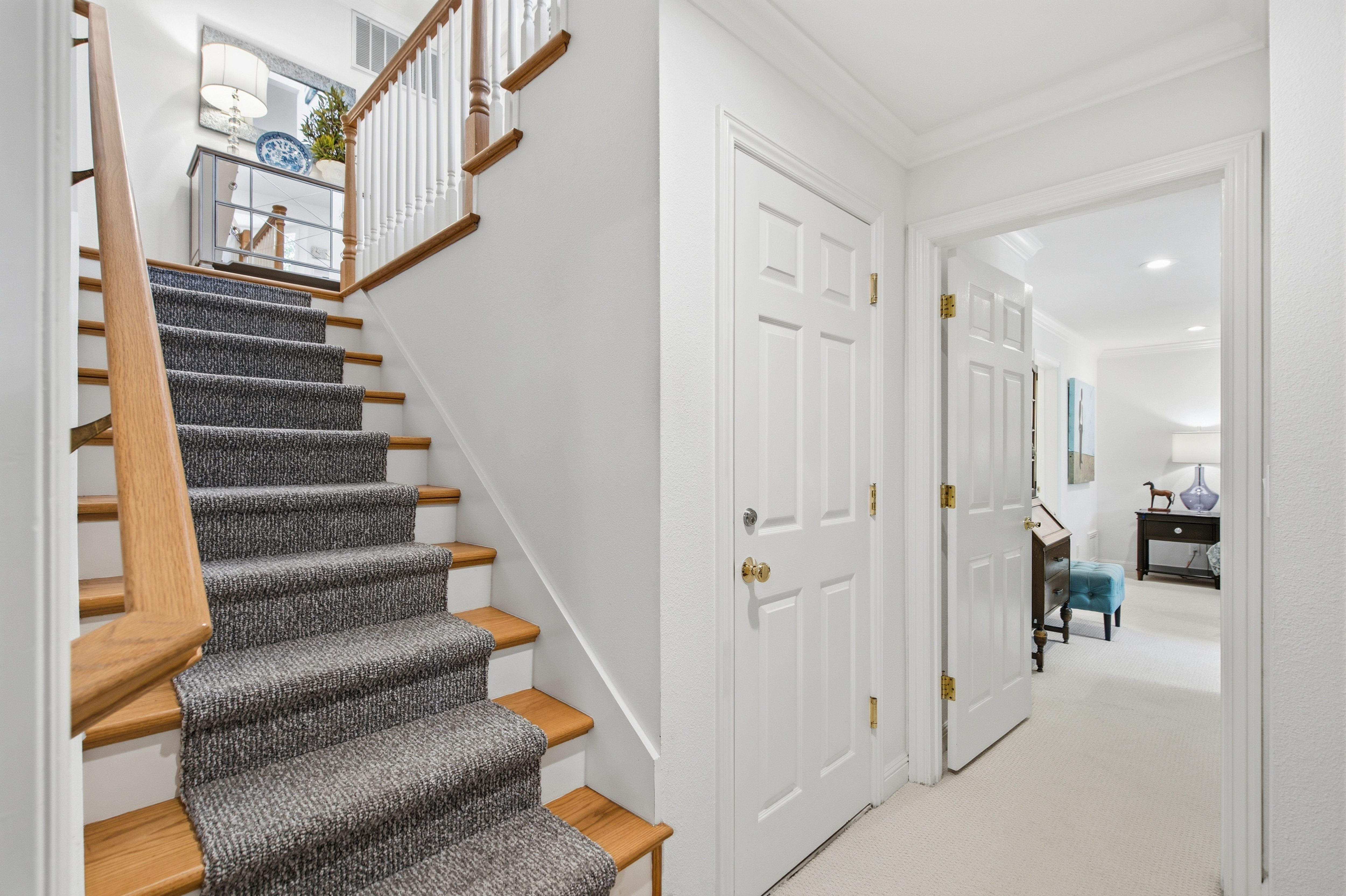  Prime Belmont Hills Home with Bay Views - 物件實景