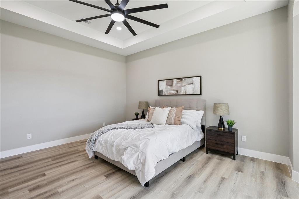 Arlington, Texas, 76012, United States, 4 Bedrooms Bedrooms, ,3 BathroomsBathrooms,Residential,For Sale,1976535