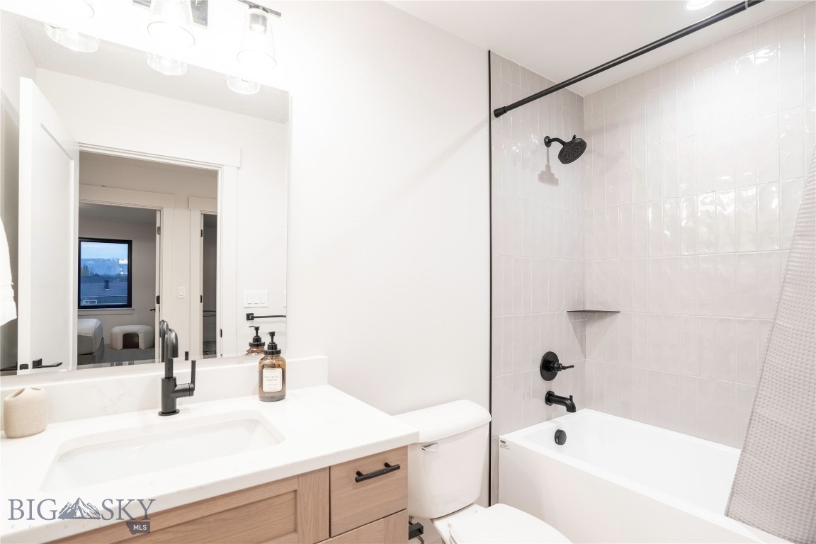 Bozeman, Montana, 59718, United States, 3 Bedrooms Bedrooms, ,2 BathroomsBathrooms,Residential,For Sale,1998833