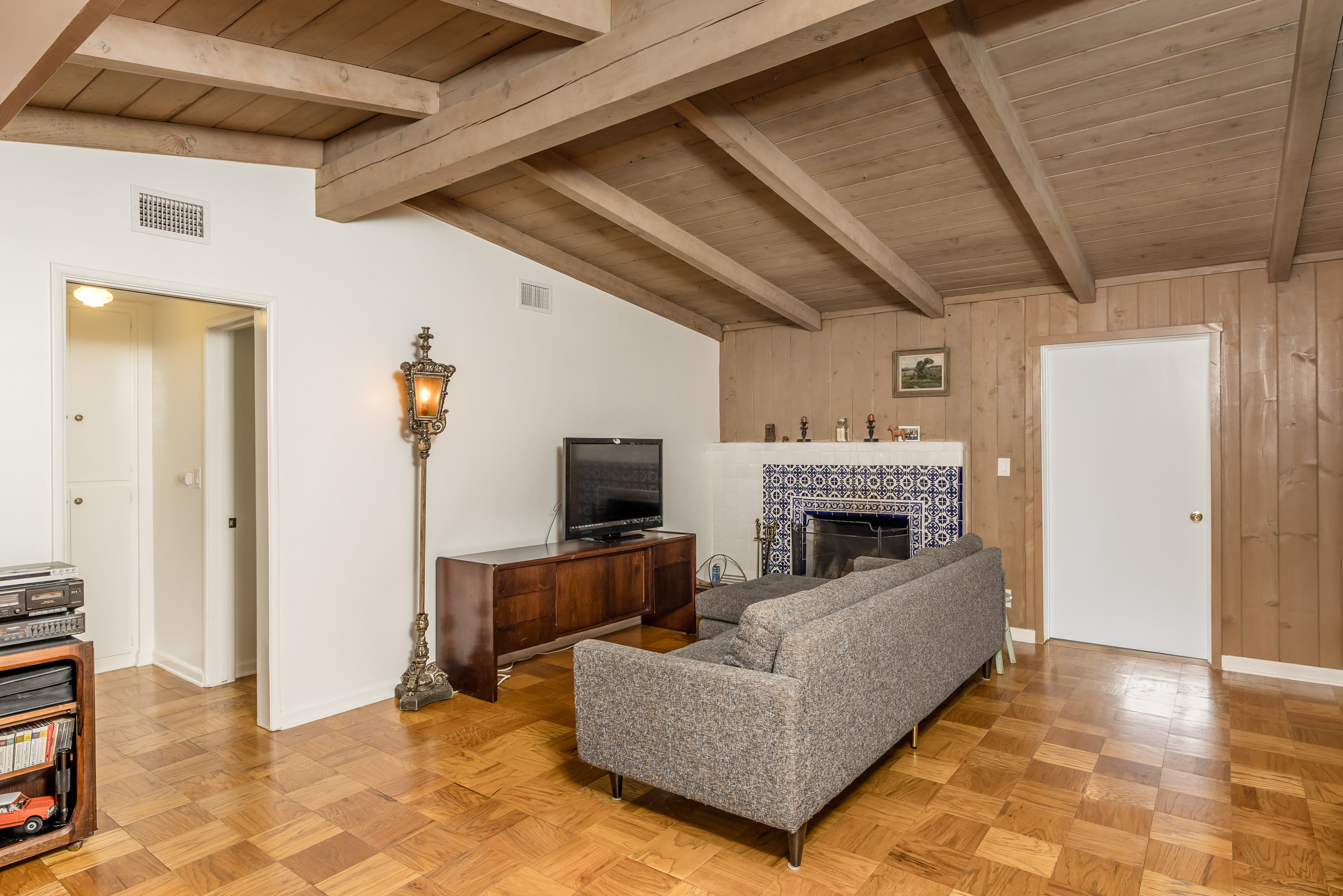  7129 Samoa Place, Los Angeles, CA 91042 - 物件實景