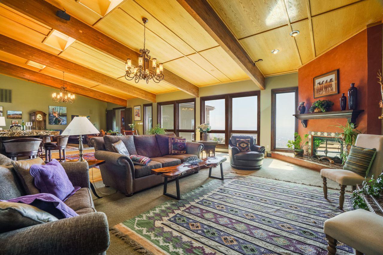 Albuquerque, New Mexico, 87122, United States, 4 Bedrooms Bedrooms, ,5 BathroomsBathrooms,Residential,For Sale,1766208